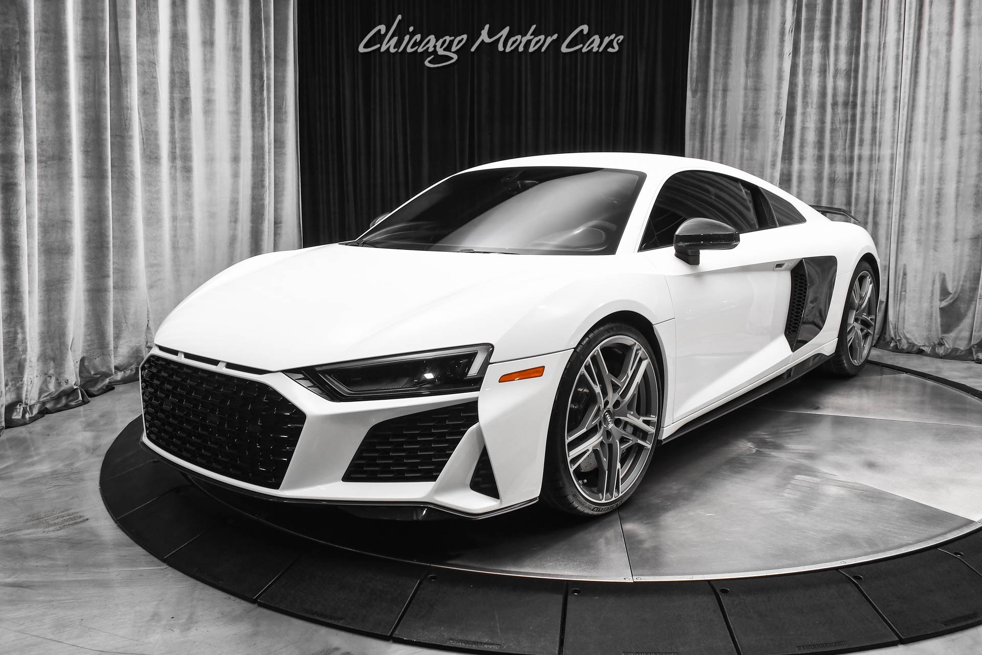 2021 AUDI R8 - Image 30