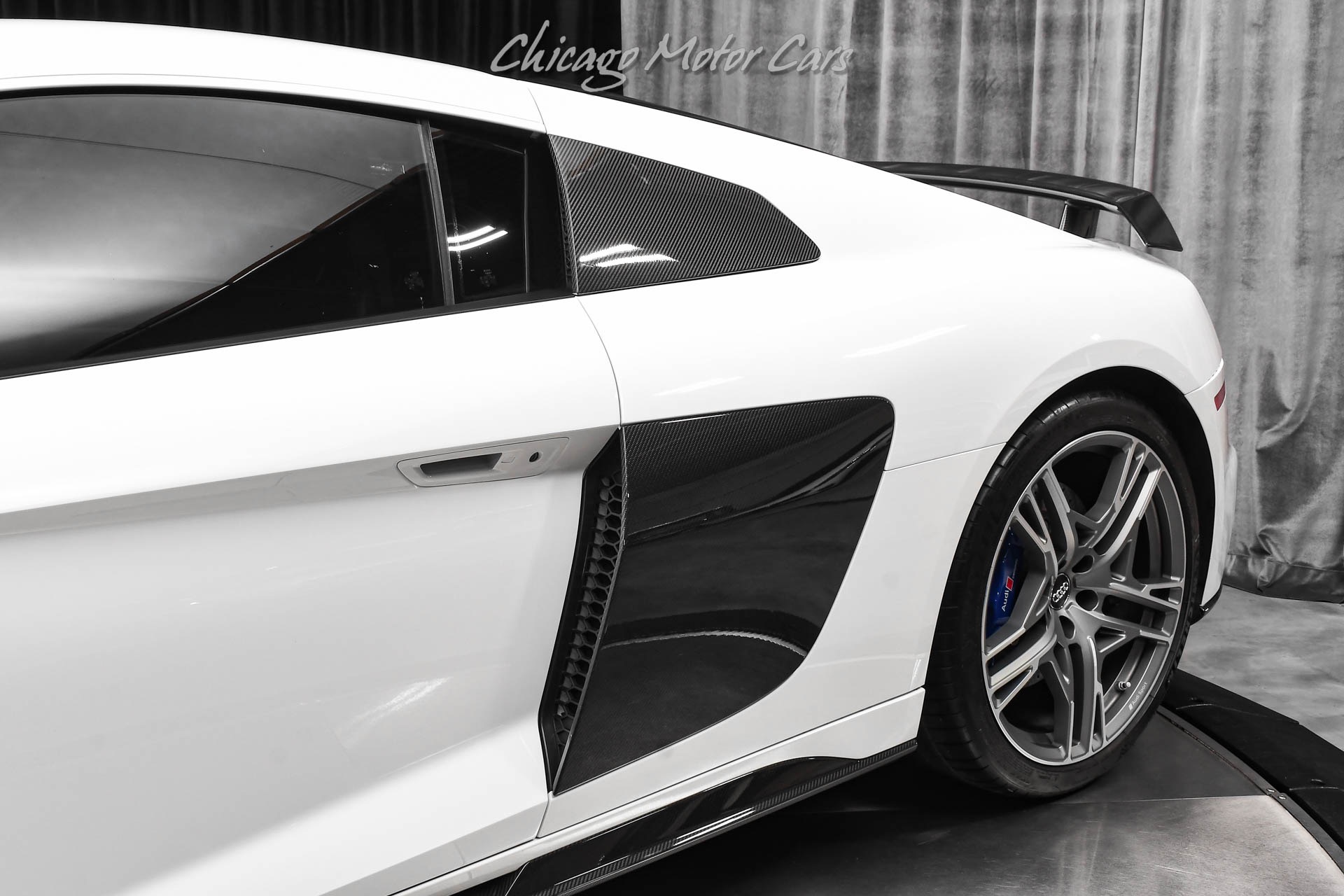 2021 AUDI R8 - Image 34