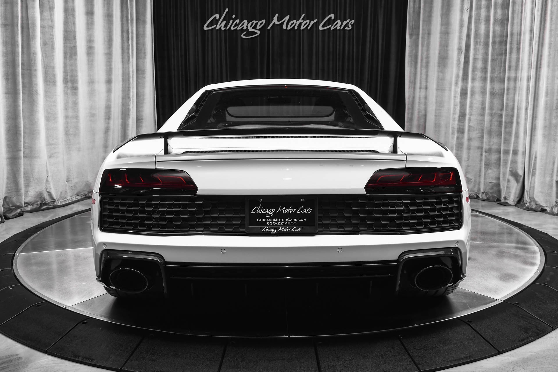 2021 AUDI R8 - Image 4