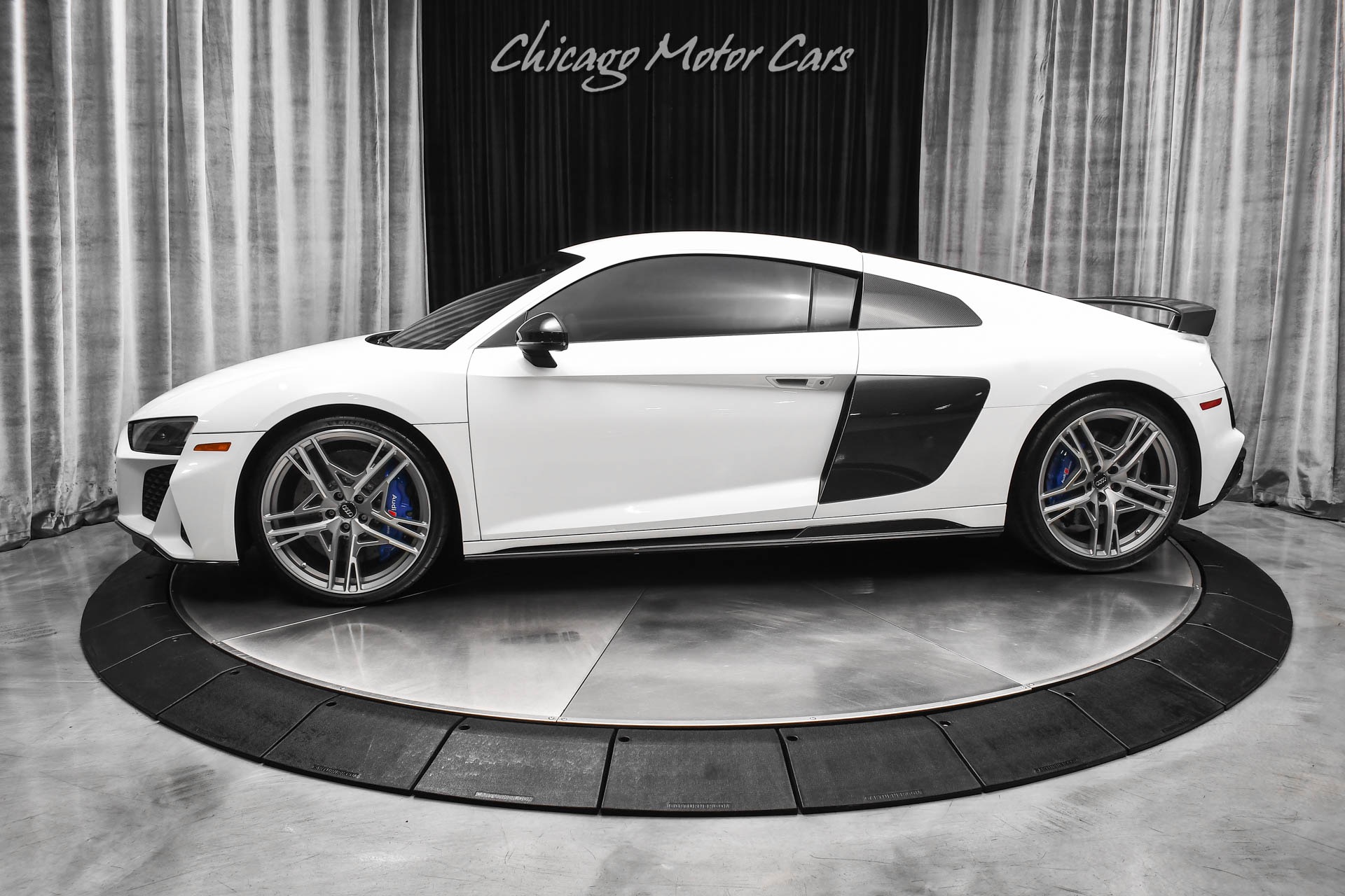 2021 AUDI R8 - Image 1