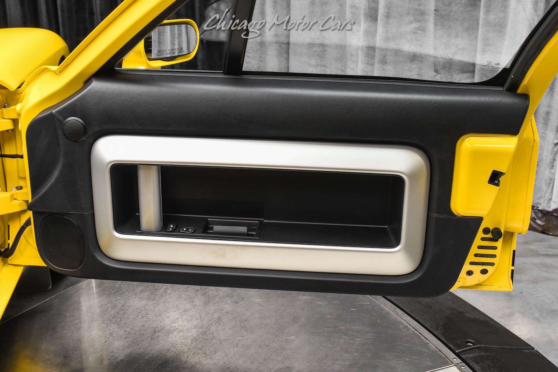 2005 FORD GT - Image 25