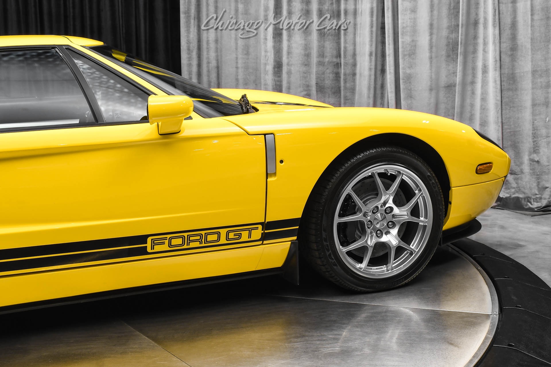2005 FORD GT - Image 38