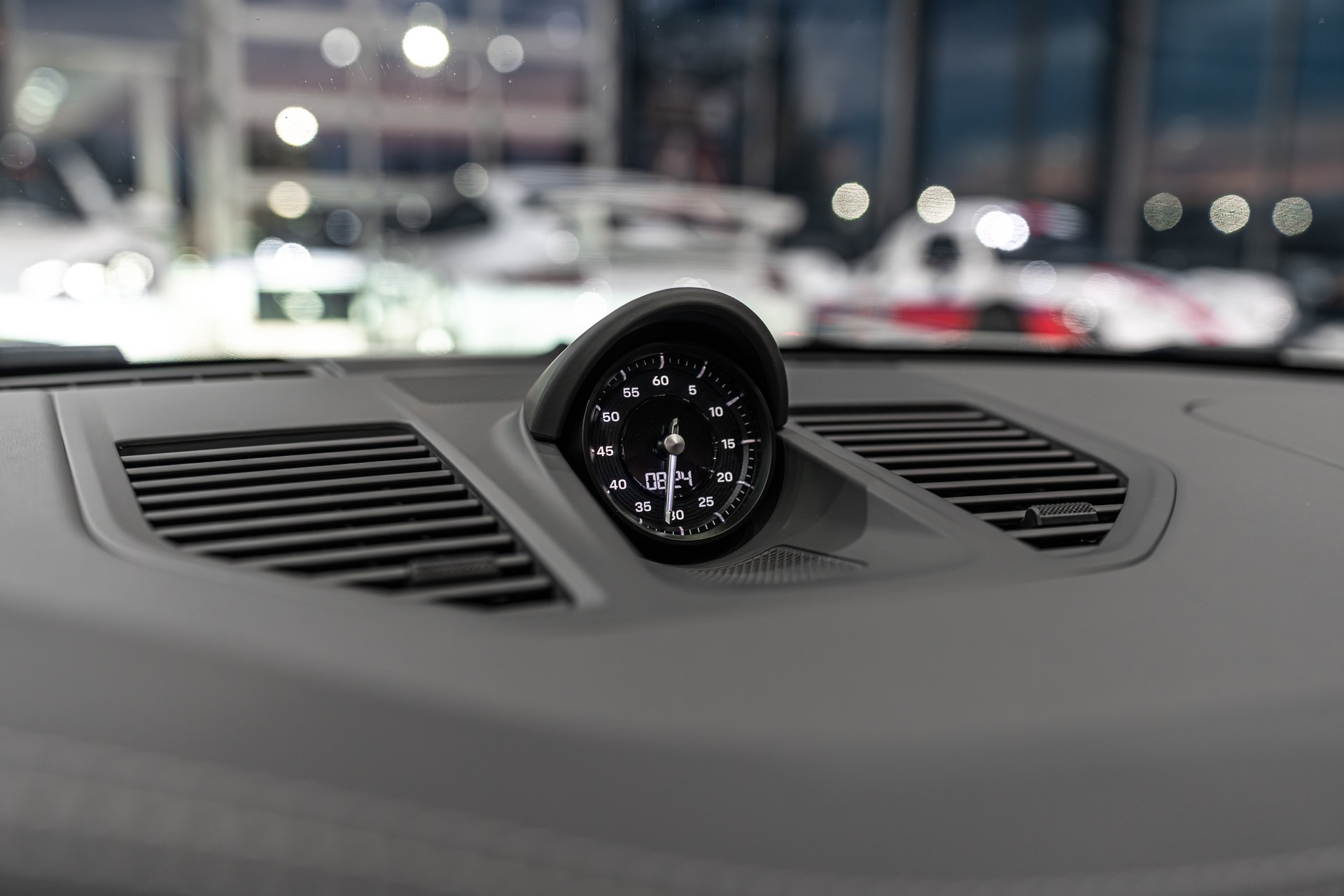 2024 PORSCHE 911 - Image 13