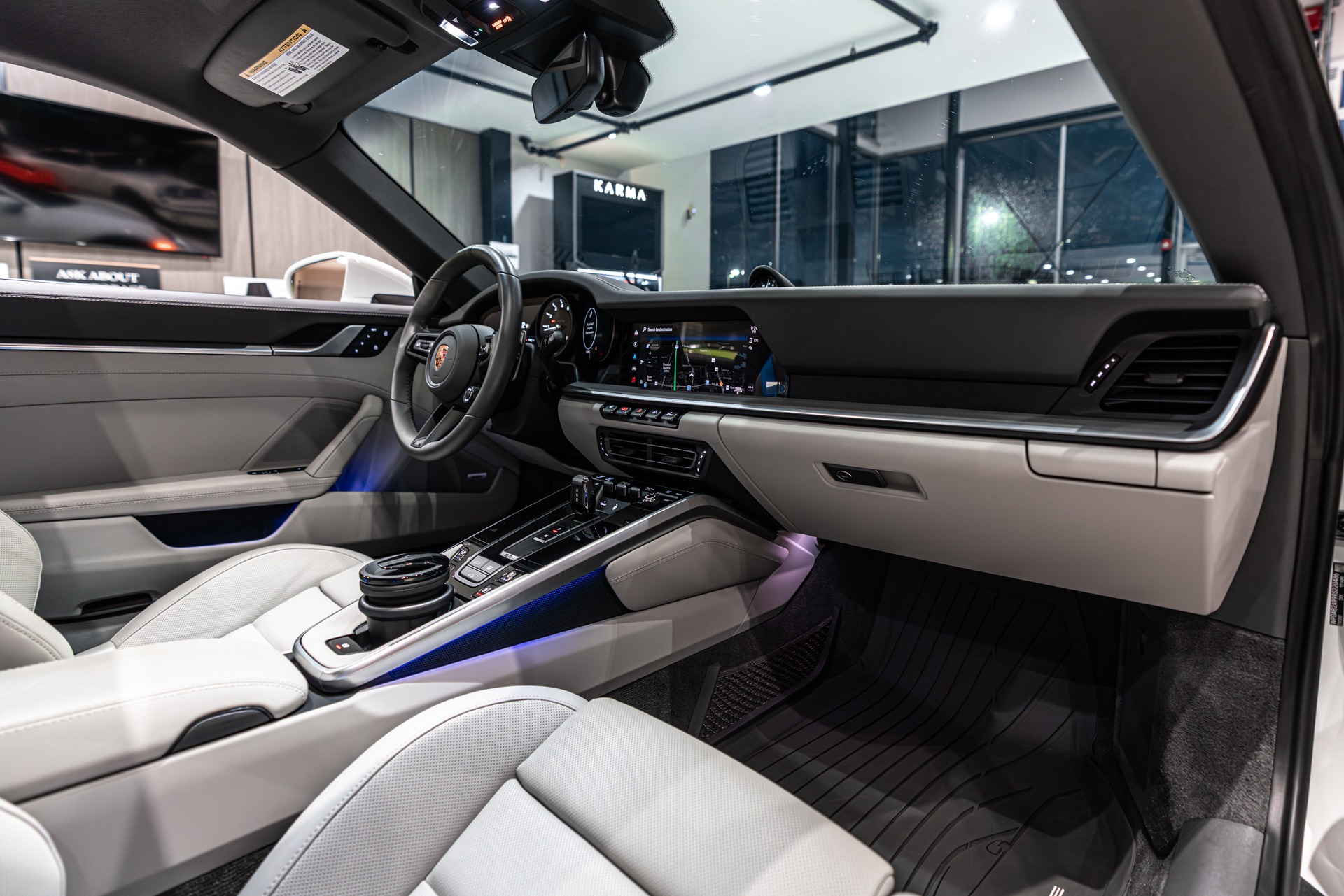 2024 PORSCHE 911 - Image 25