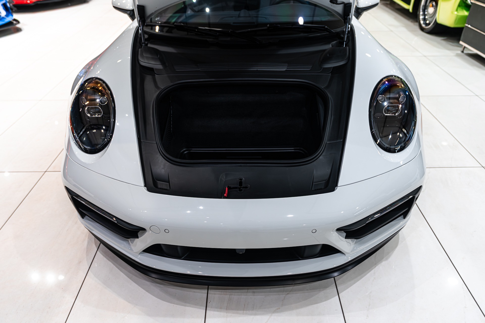 2024 PORSCHE 911 - Image 34