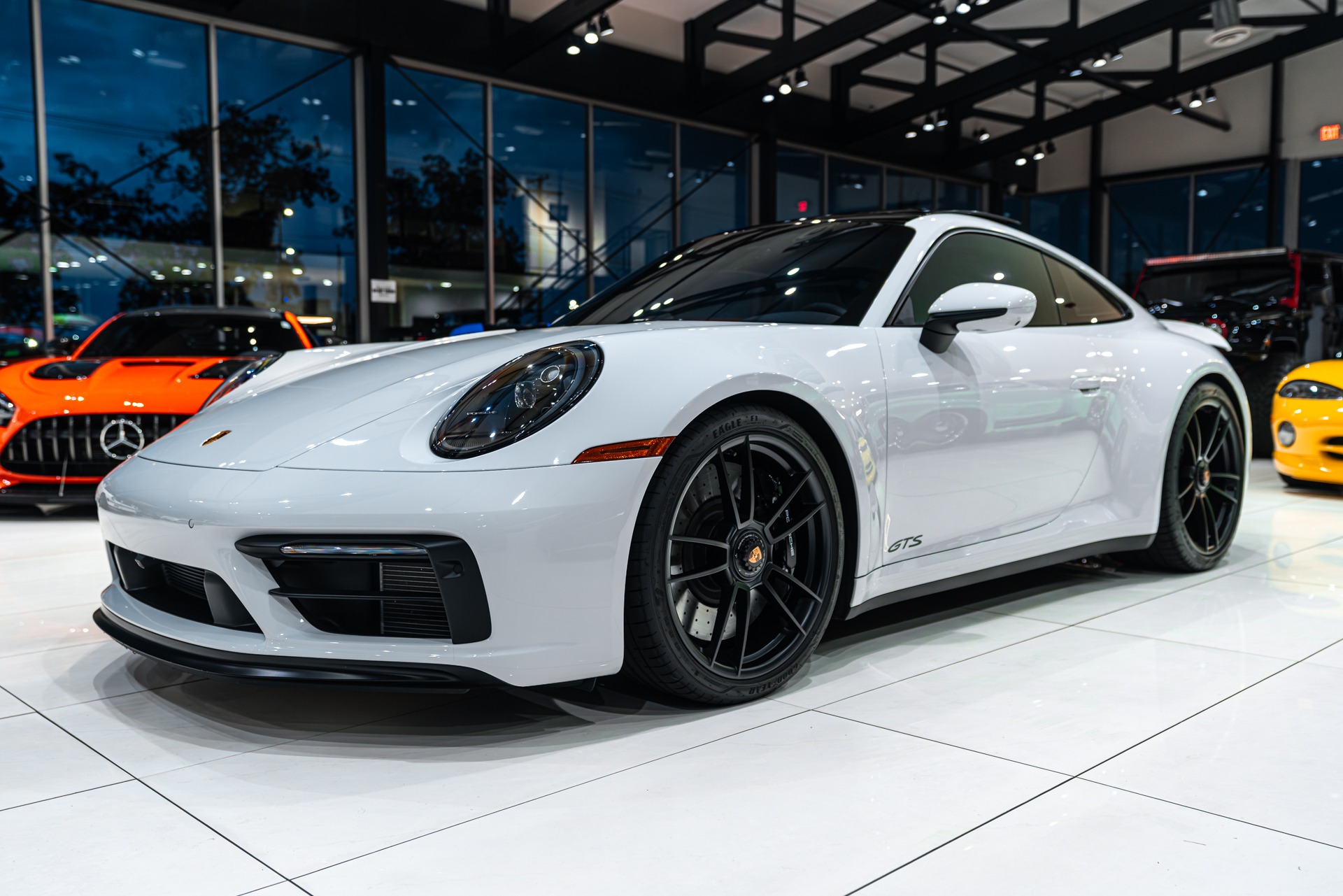 2024 PORSCHE 911 - Image 38