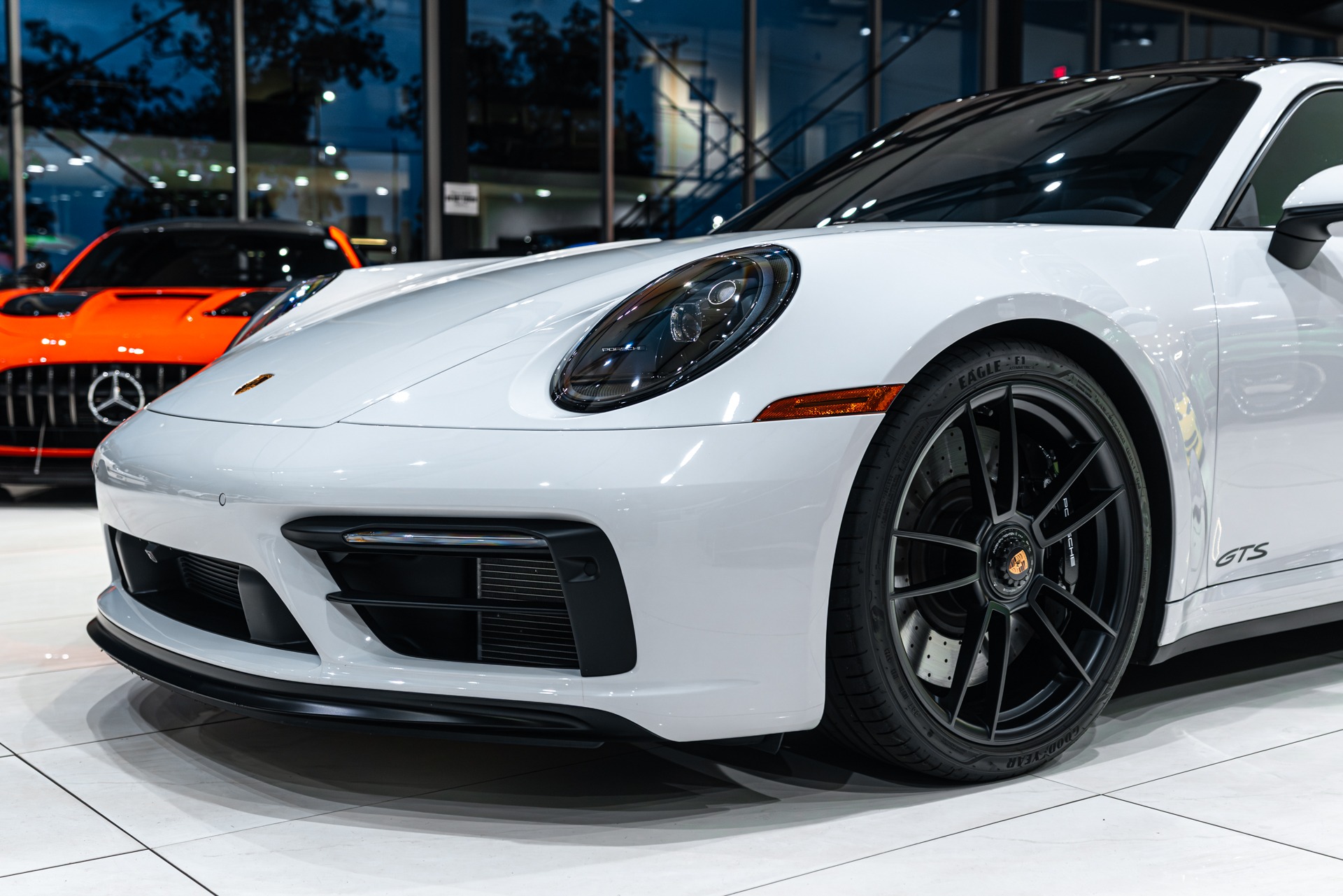 2024 PORSCHE 911 - Image 39