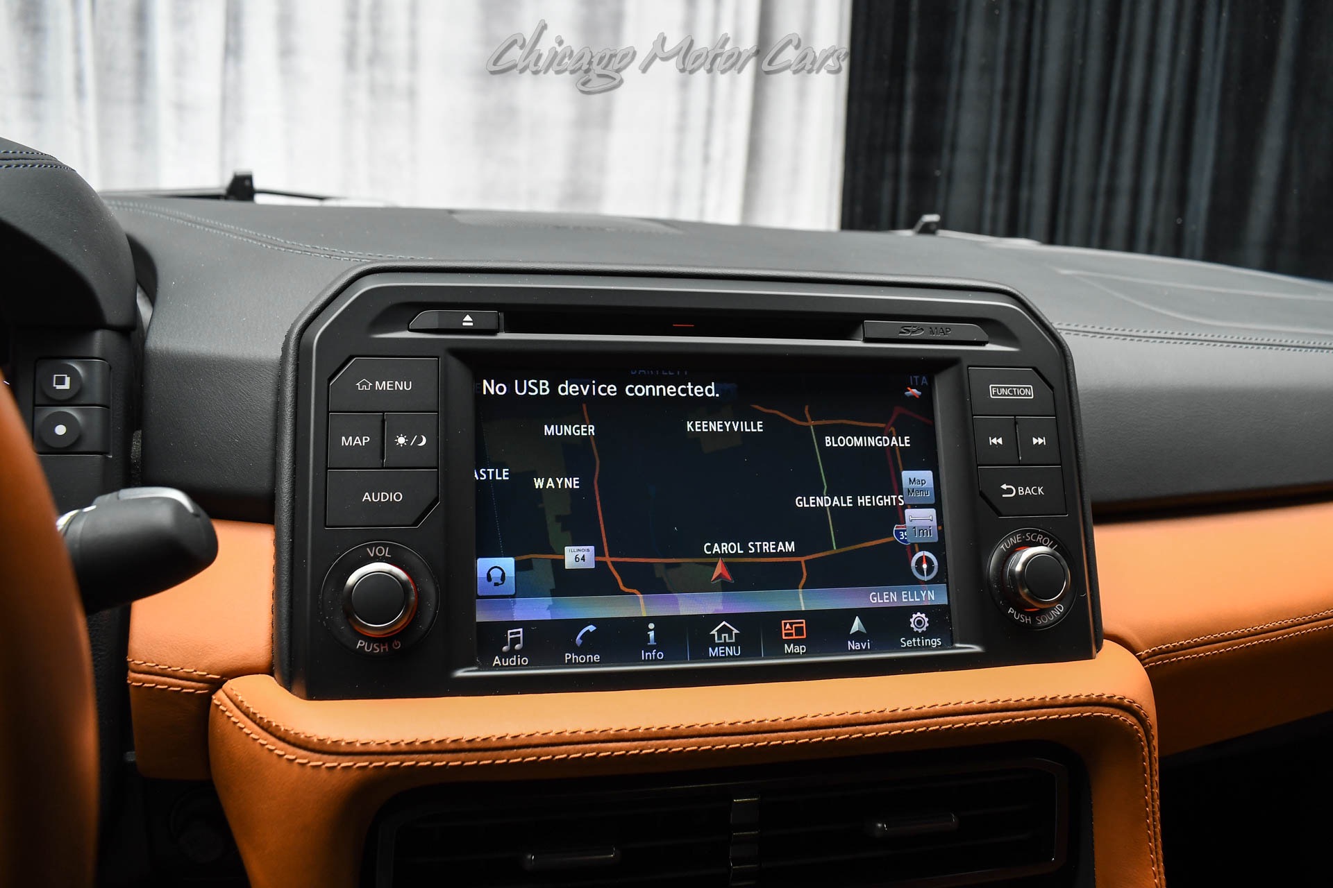 2017 NISSAN GT-R - Image 11