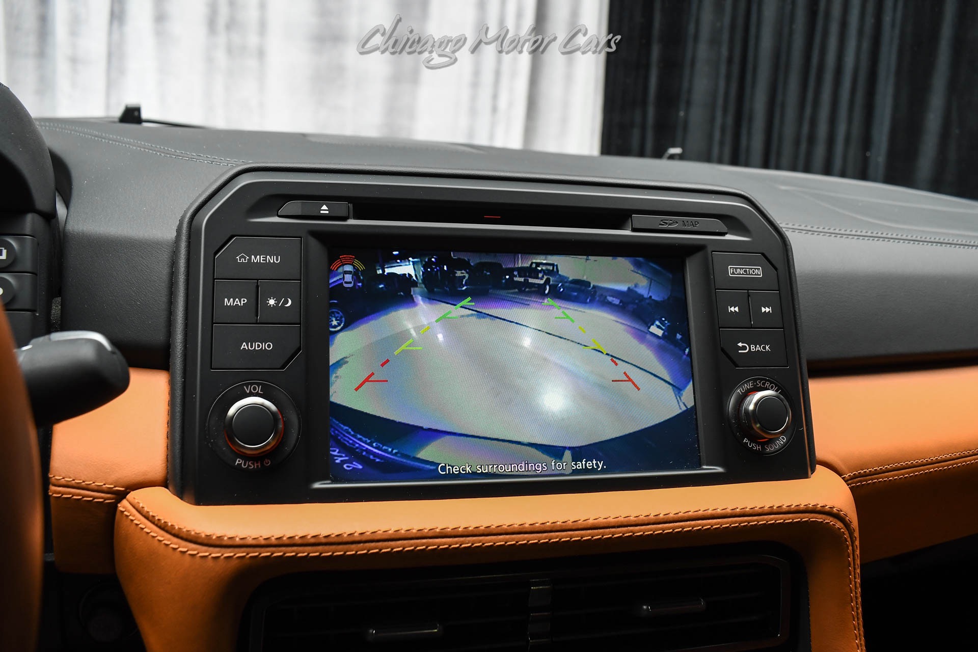 2017 NISSAN GT-R - Image 13