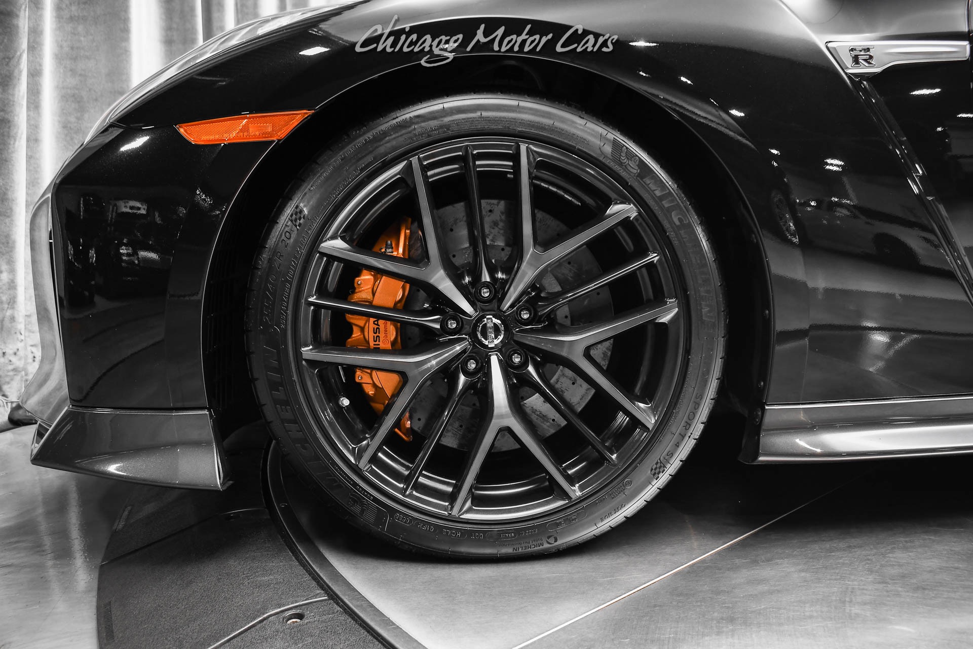 2017 NISSAN GT-R - Image 43