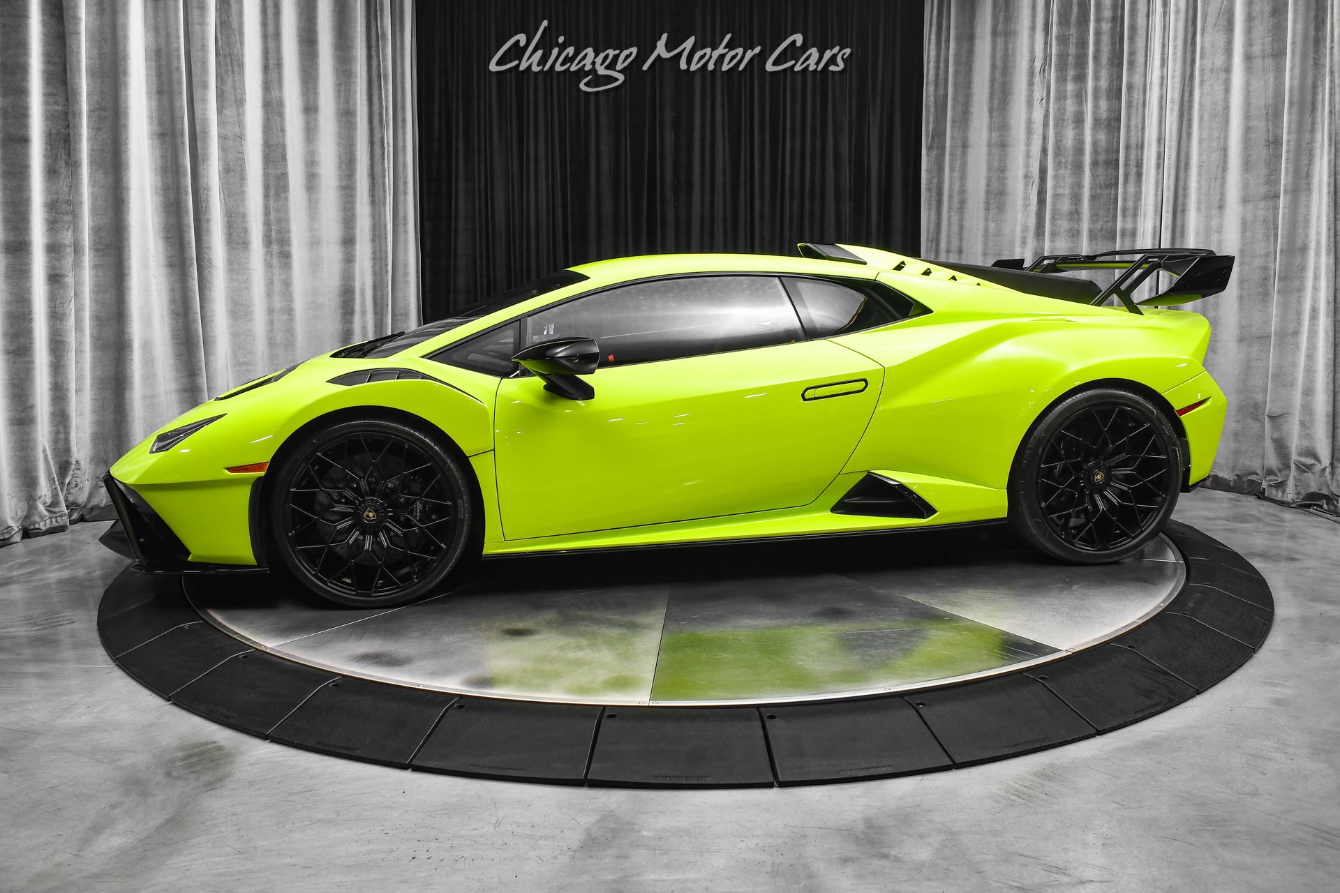 Used 2022 Lamborghini Huracan STO Verde Scandal! Front Axle Lifter!  Lamborghini Telemetry!  Contrast Pack! for sale Sold at Chicago Motor Cars in West Chicago IL 60185 1