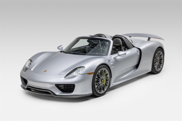 Used 2015 Porsche 918 Spyder Axle Lifter! Acid Green Accents! Ceramic Coated! Full PPF! Carbon FIber! for sale Sold at Chicago Motor Cars in West Chicago IL 60185 1