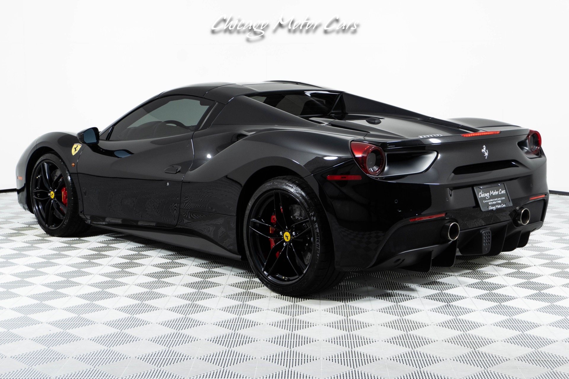 2018 FERRARI 488 - Image 25