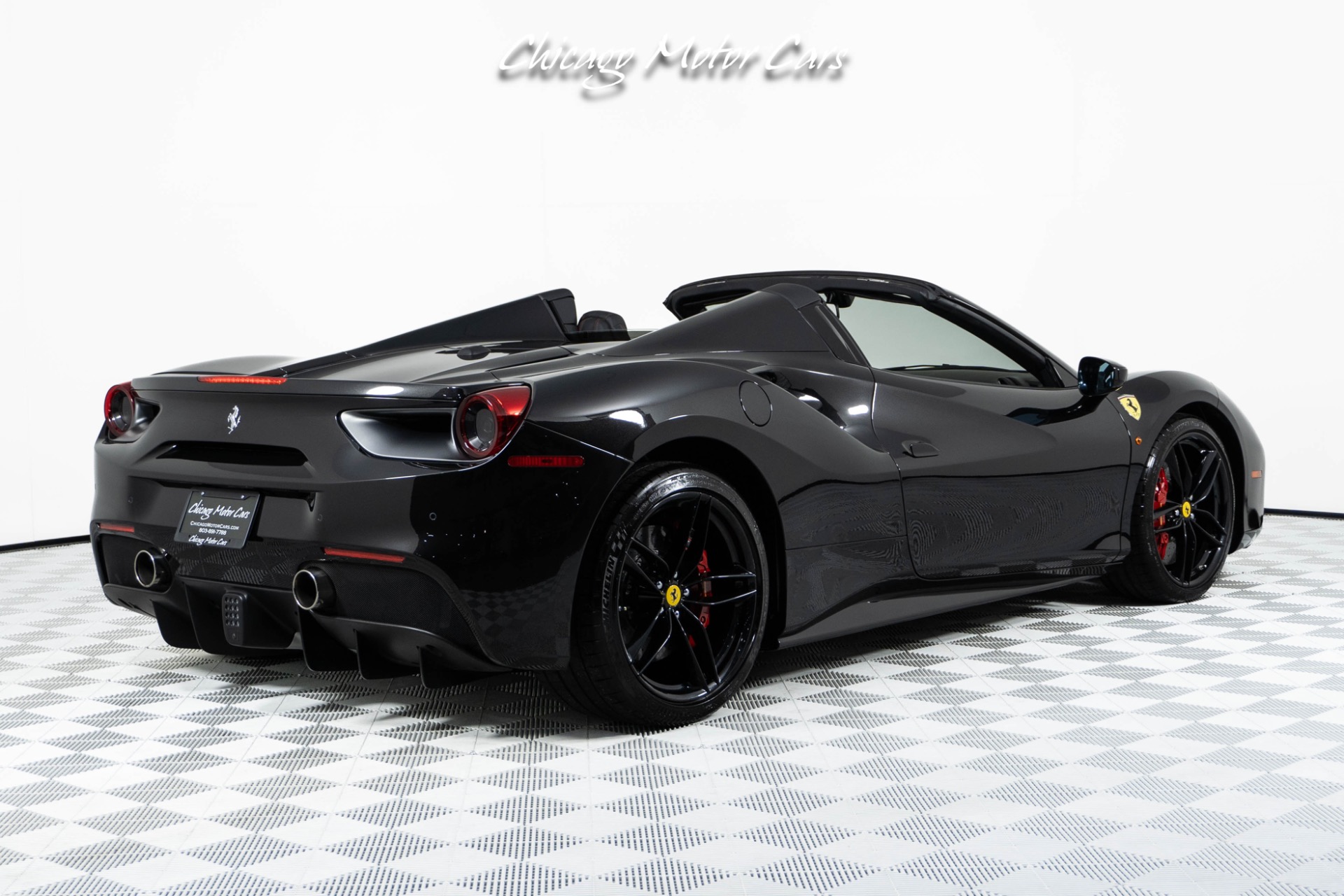 2018 FERRARI 488 - Image 8