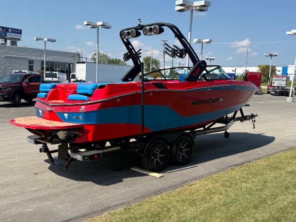 Used 2022 Mastercraft XT24 24ft Crossover, SurfStar System w/ Position-sensor Tech, 6.0L Ilmor Engine for sale $118,800 at Chicago Motor Cars in West Chicago IL 60185 3