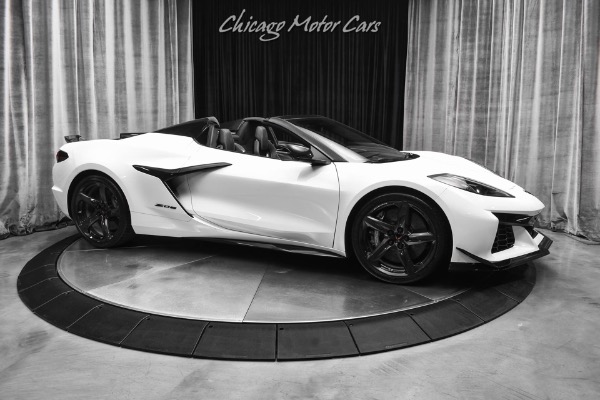 Used 2023 Chevrolet Corvette Z06 $161,175+ MSRP! Only 6K Miles! Carbon Fiber Wheels! Carbon Fiber trim! for sale Sold at Chicago Motor Cars in West Chicago IL 60185 6