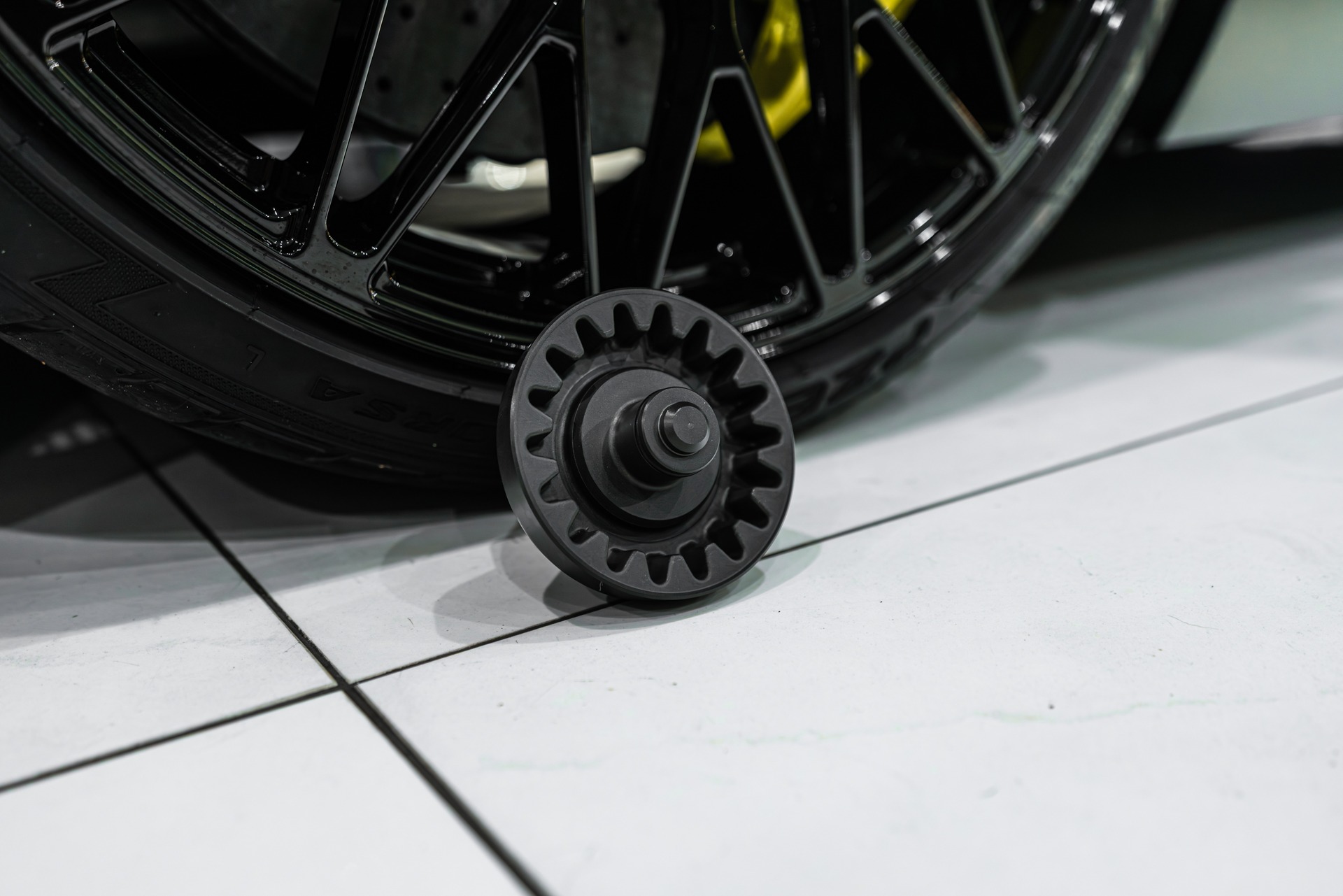 2017 LAMBORGHINI AVENTADOR - Image 76