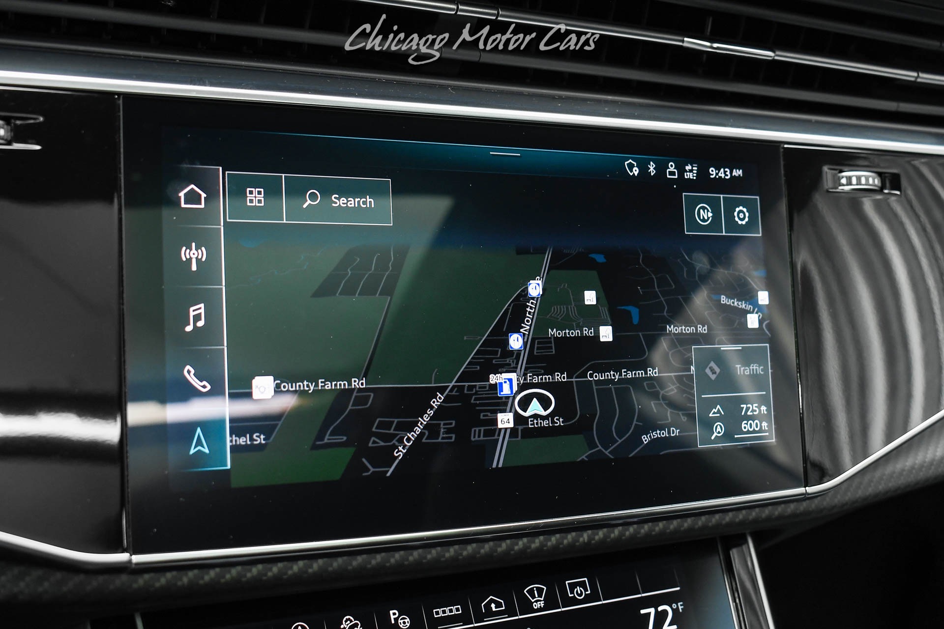 2024 AUDI RS Q8 - Image 11