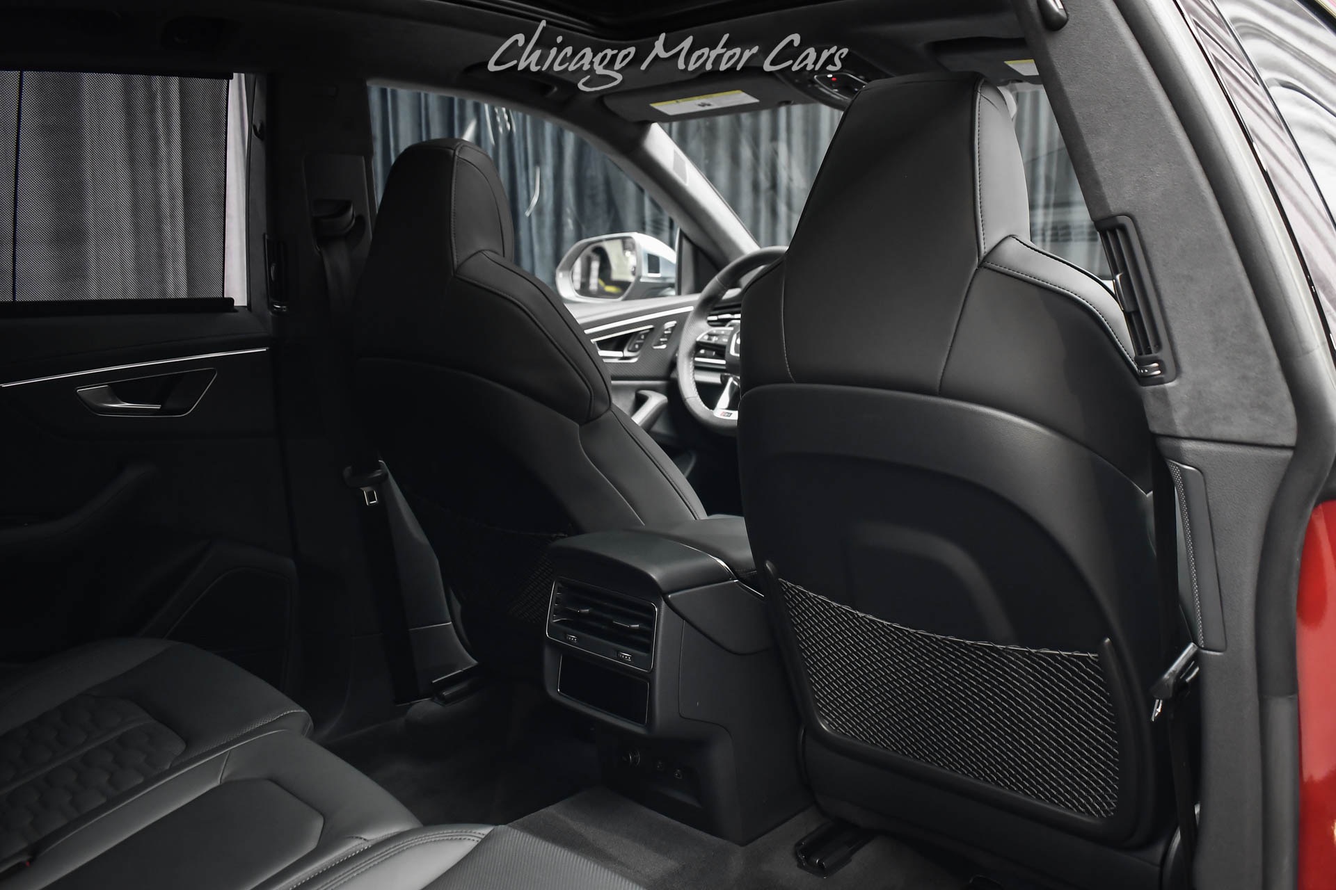 2024 AUDI RS Q8 - Image 29