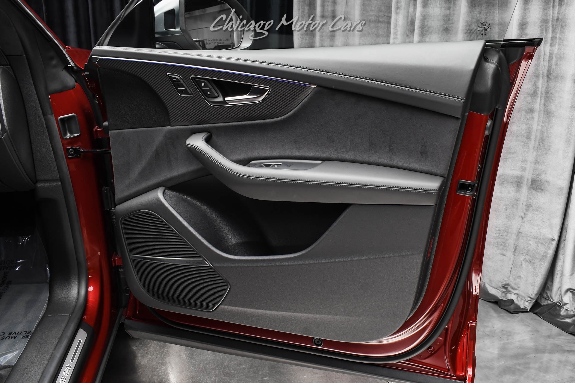 2024 AUDI RS Q8 - Image 34