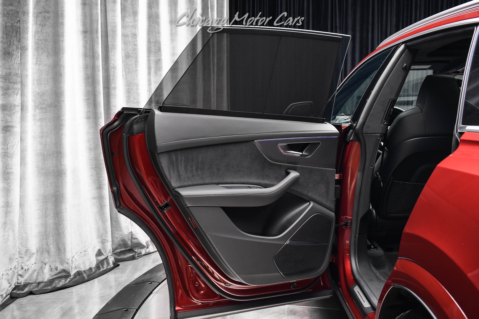 2024 AUDI RS Q8 - Image 35