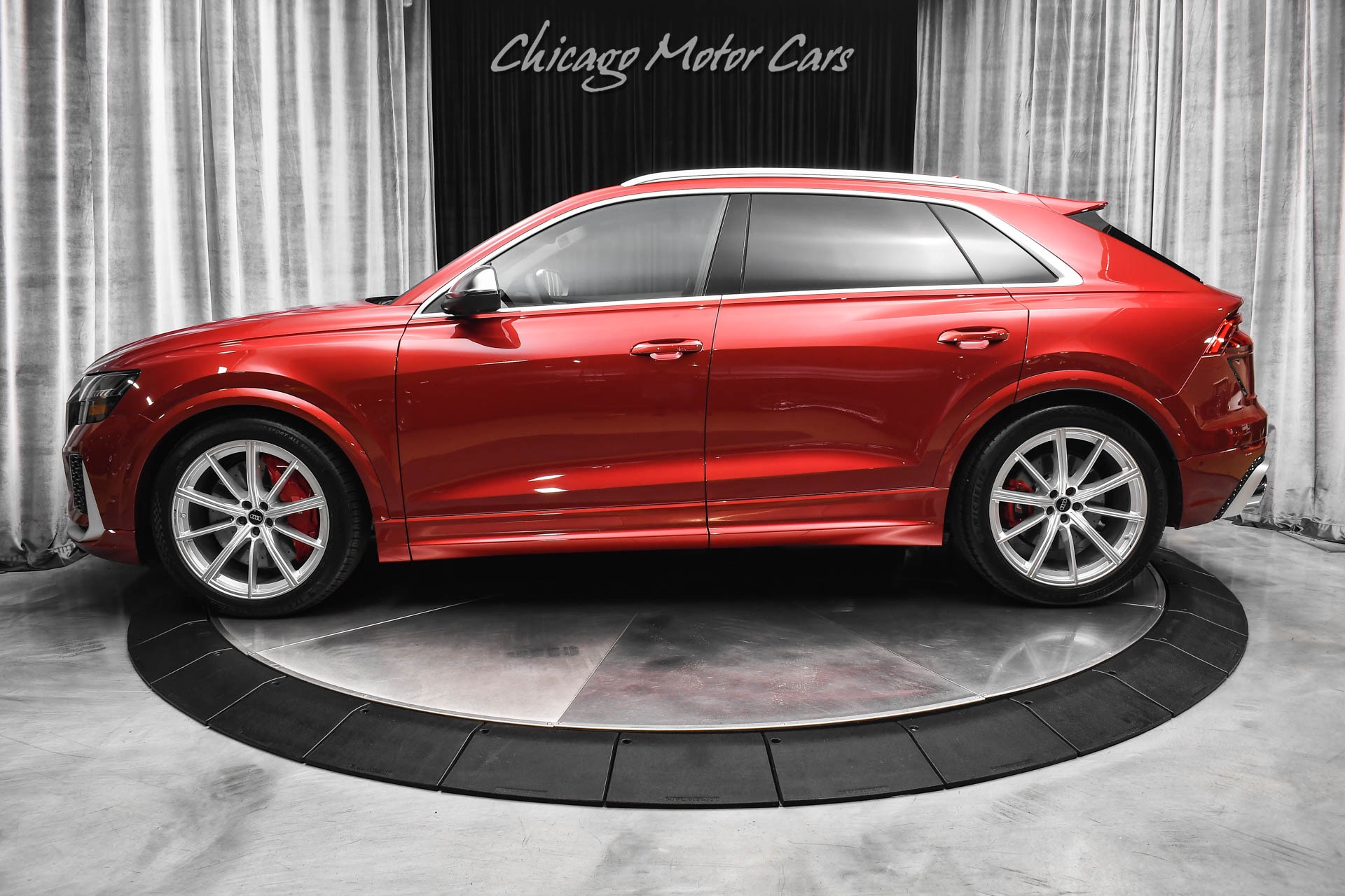 2024 AUDI RS Q8 - Image 39