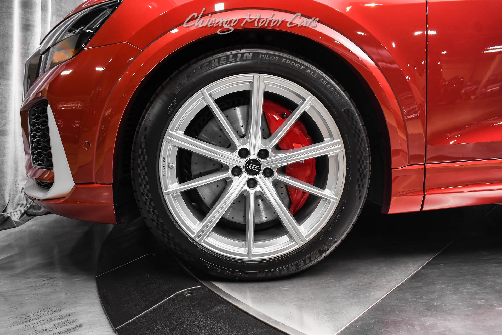 2024 AUDI RS Q8 - Image 49