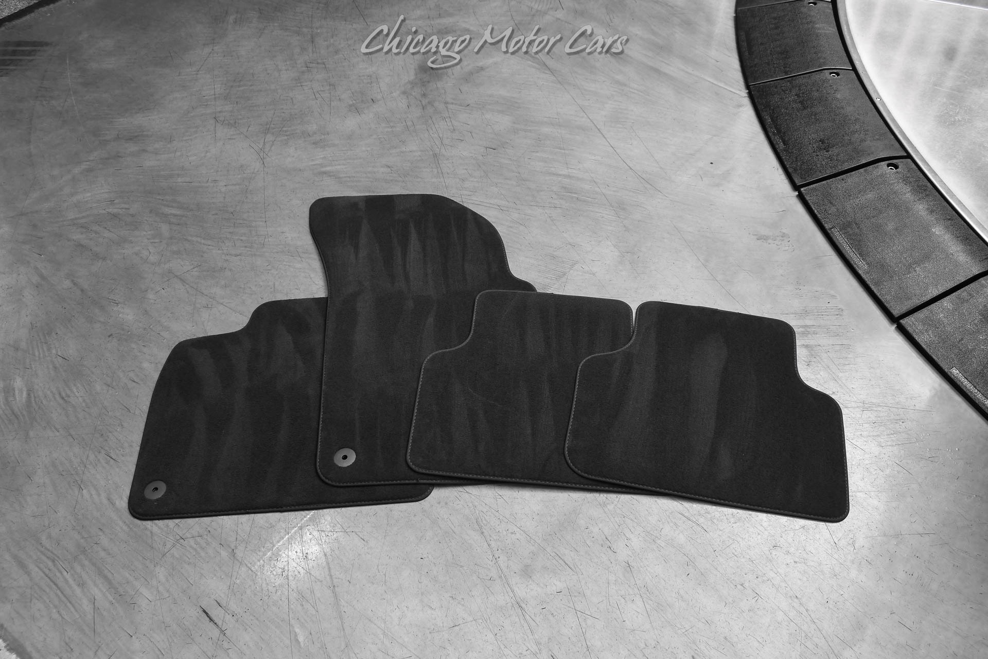 2024 AUDI RS Q8 - Image 59