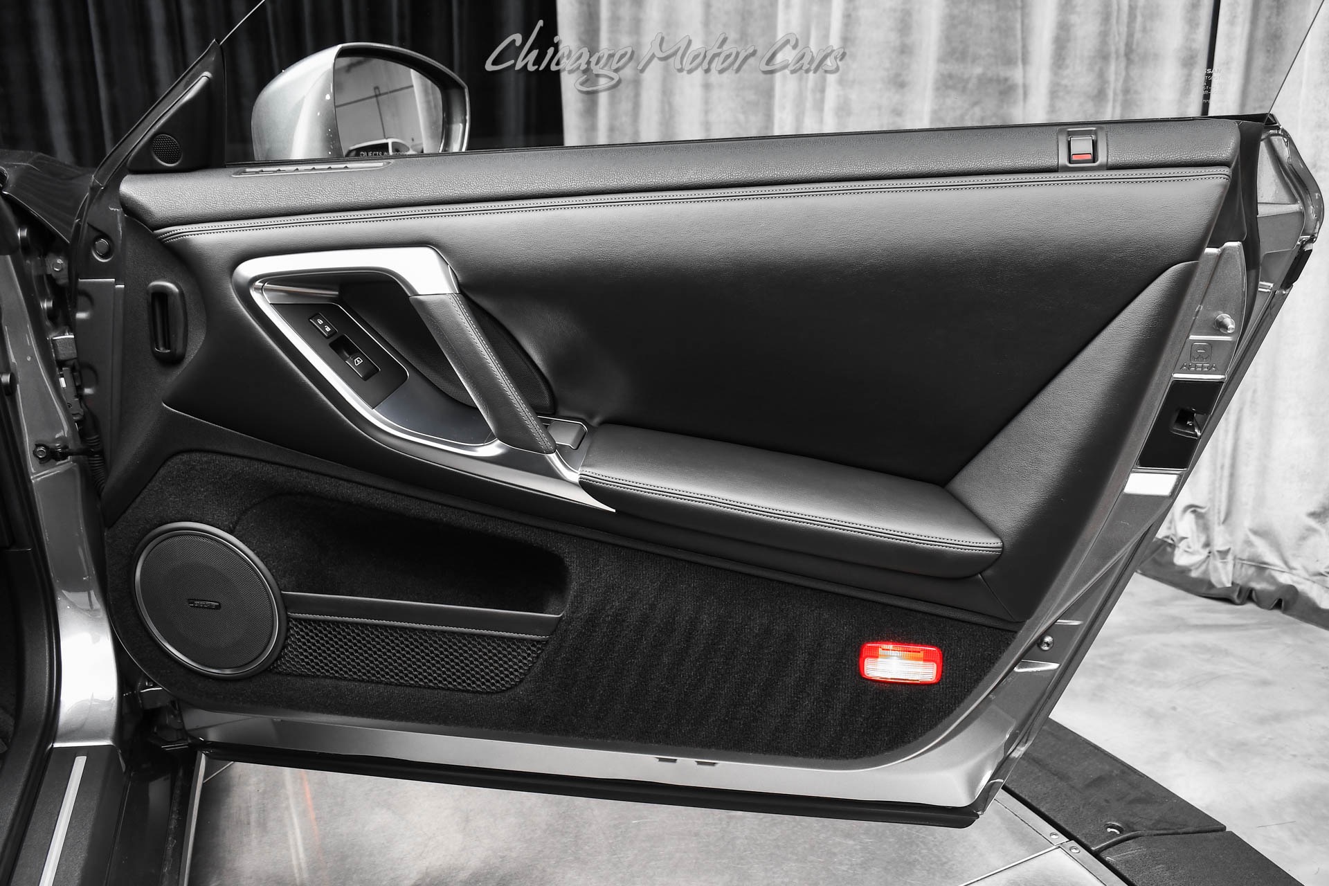 2009 NISSAN GT-R - Image 26