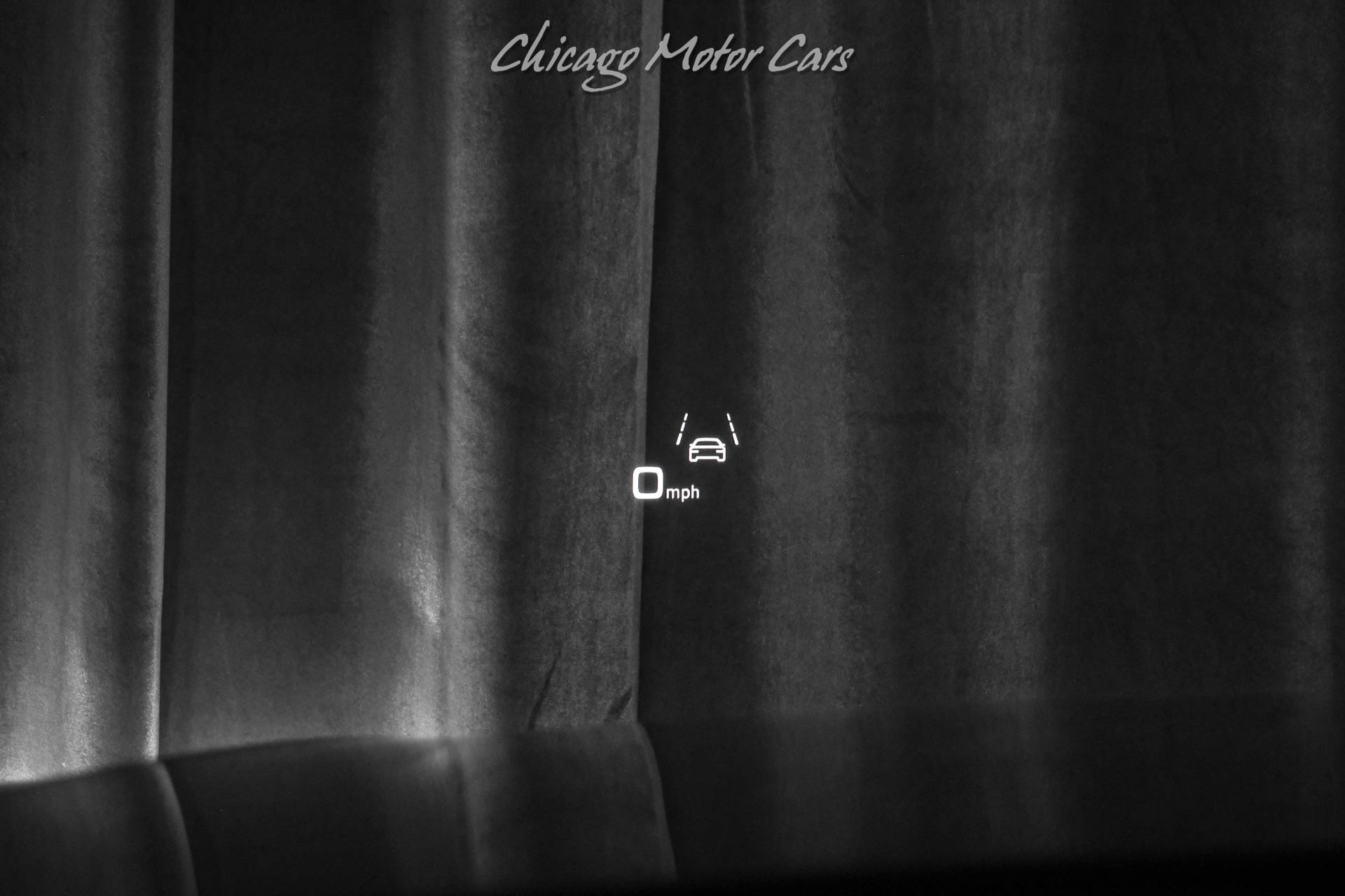 2025 AUDI RS Q8 - Image 11