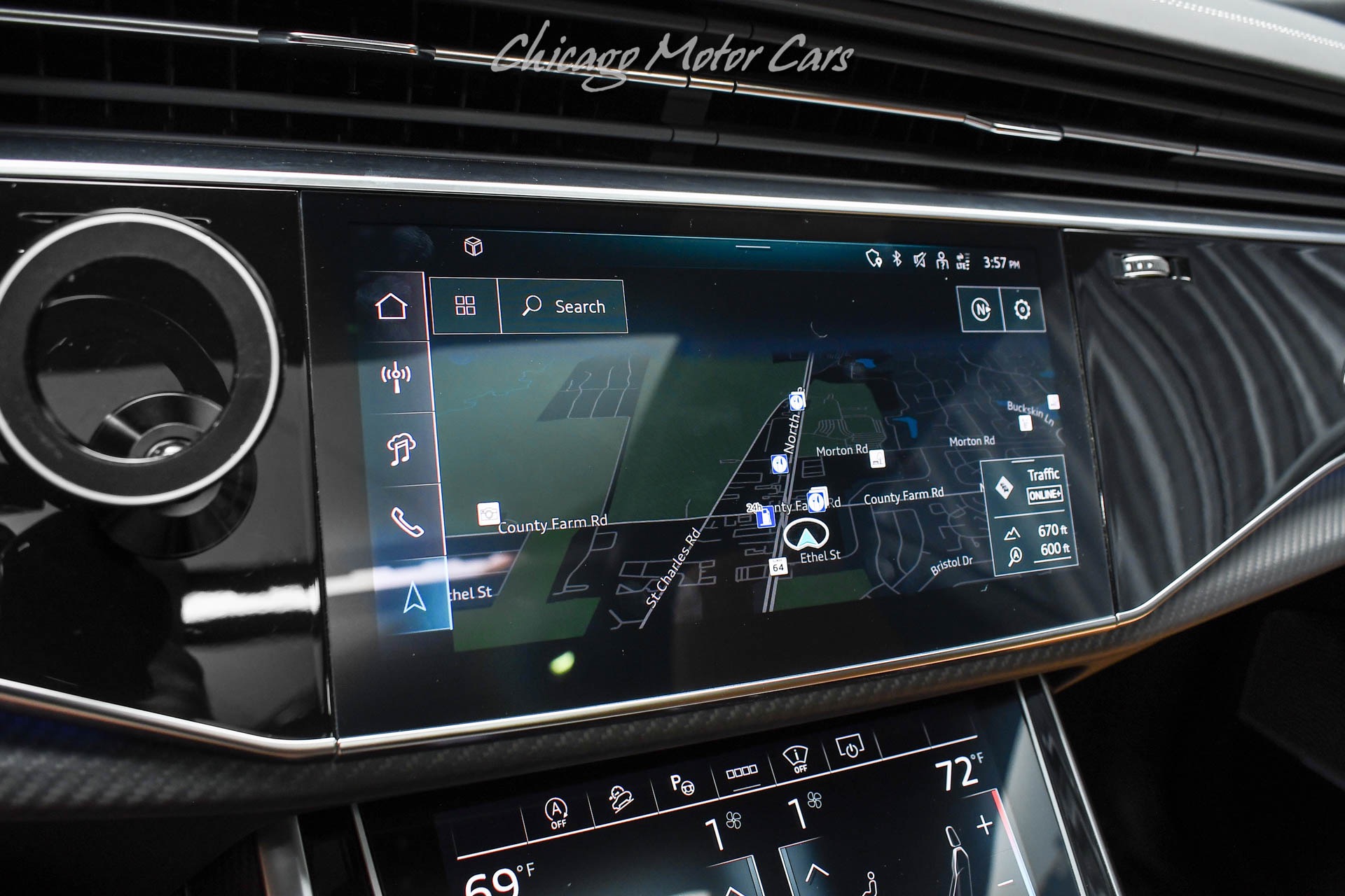 2025 AUDI RS Q8 - Image 14