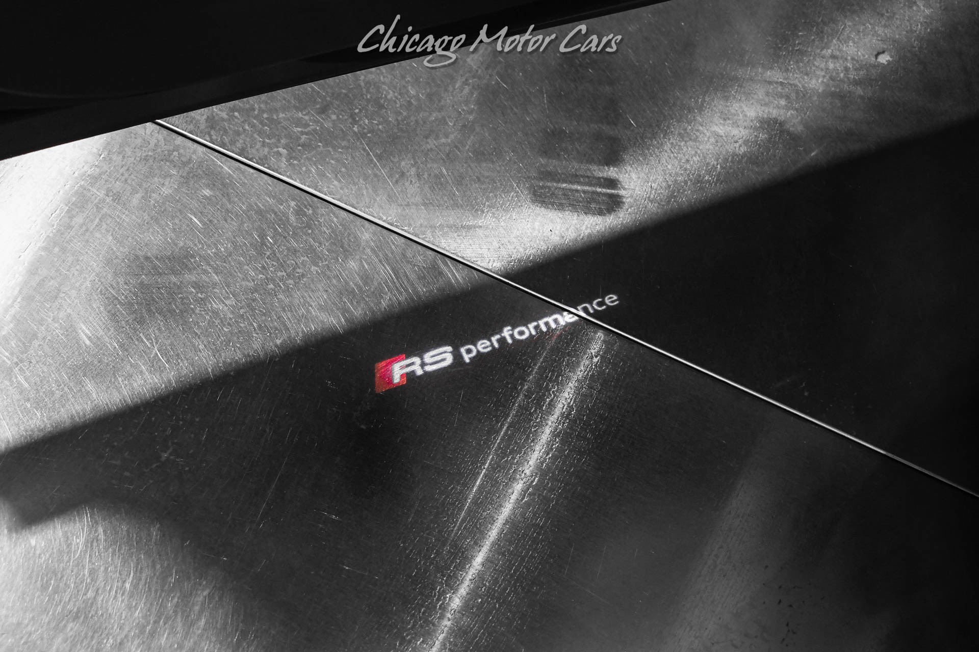 2025 AUDI RS Q8 - Image 33