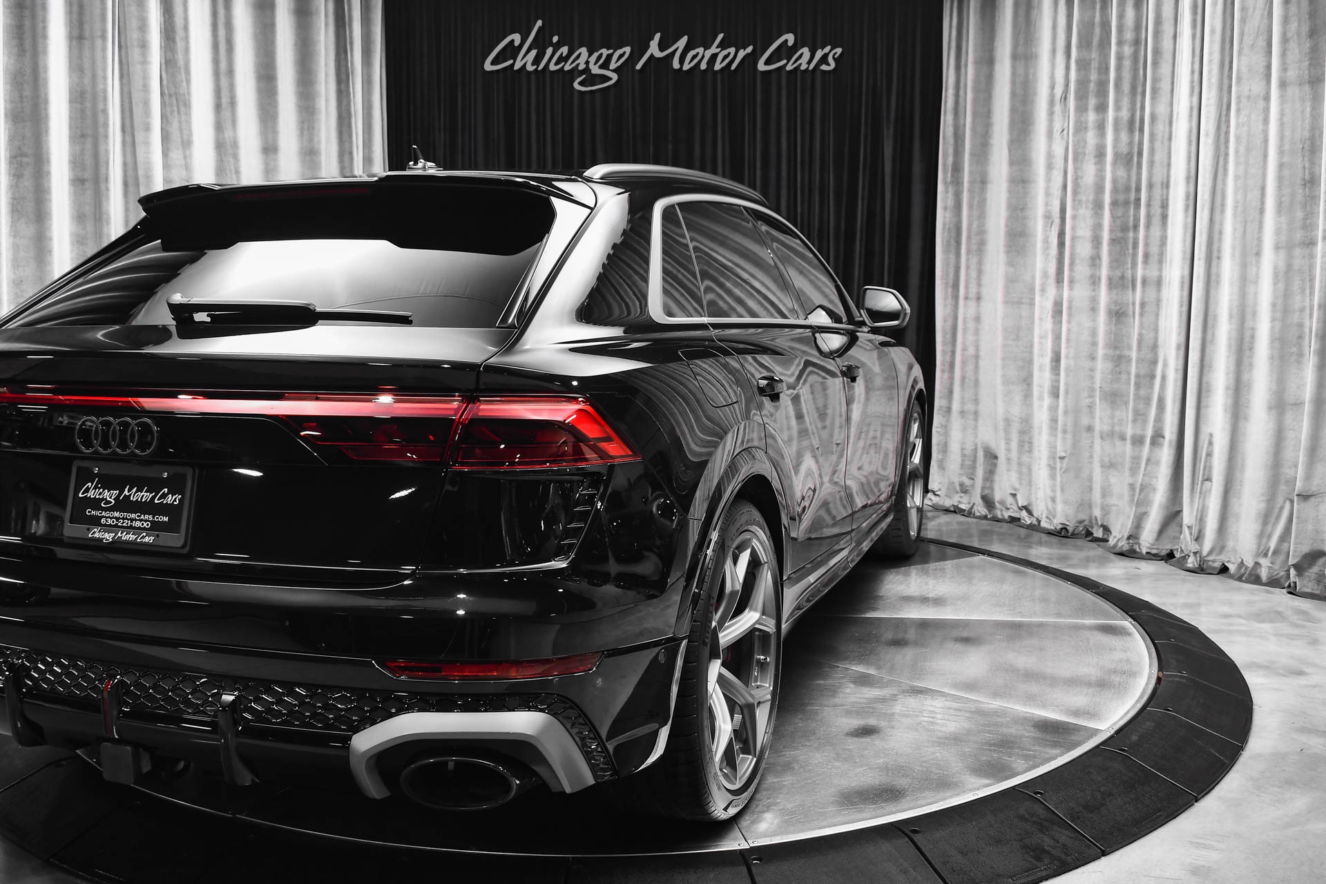 2025 AUDI RS Q8 - Image 47