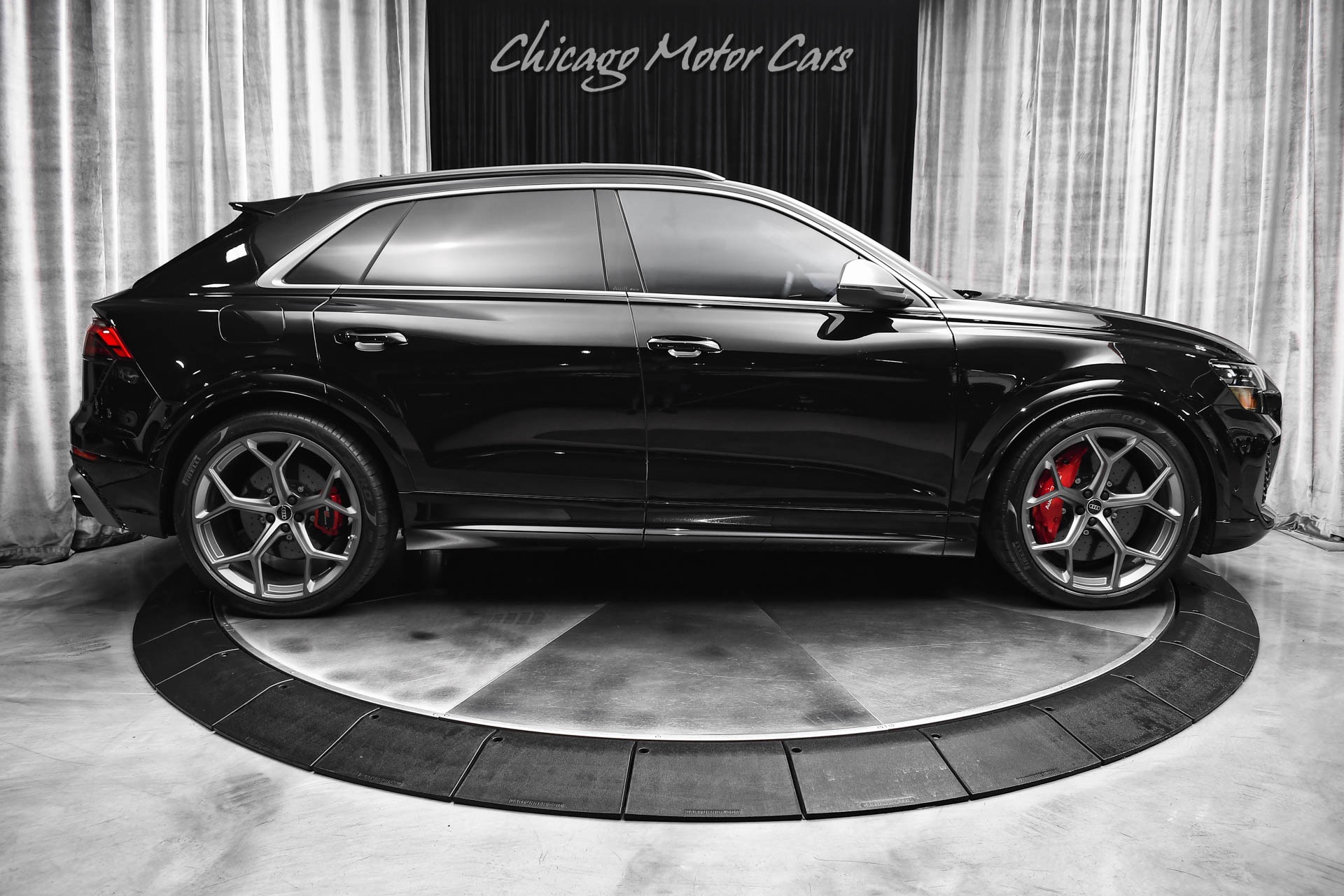 2025 AUDI RS Q8 - Image 48