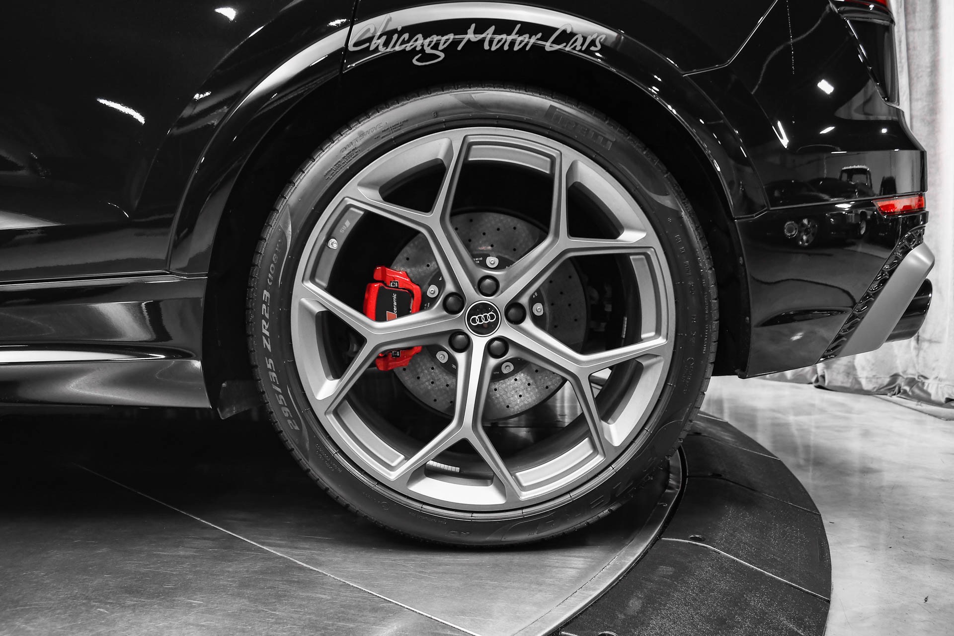 2025 AUDI RS Q8 - Image 54