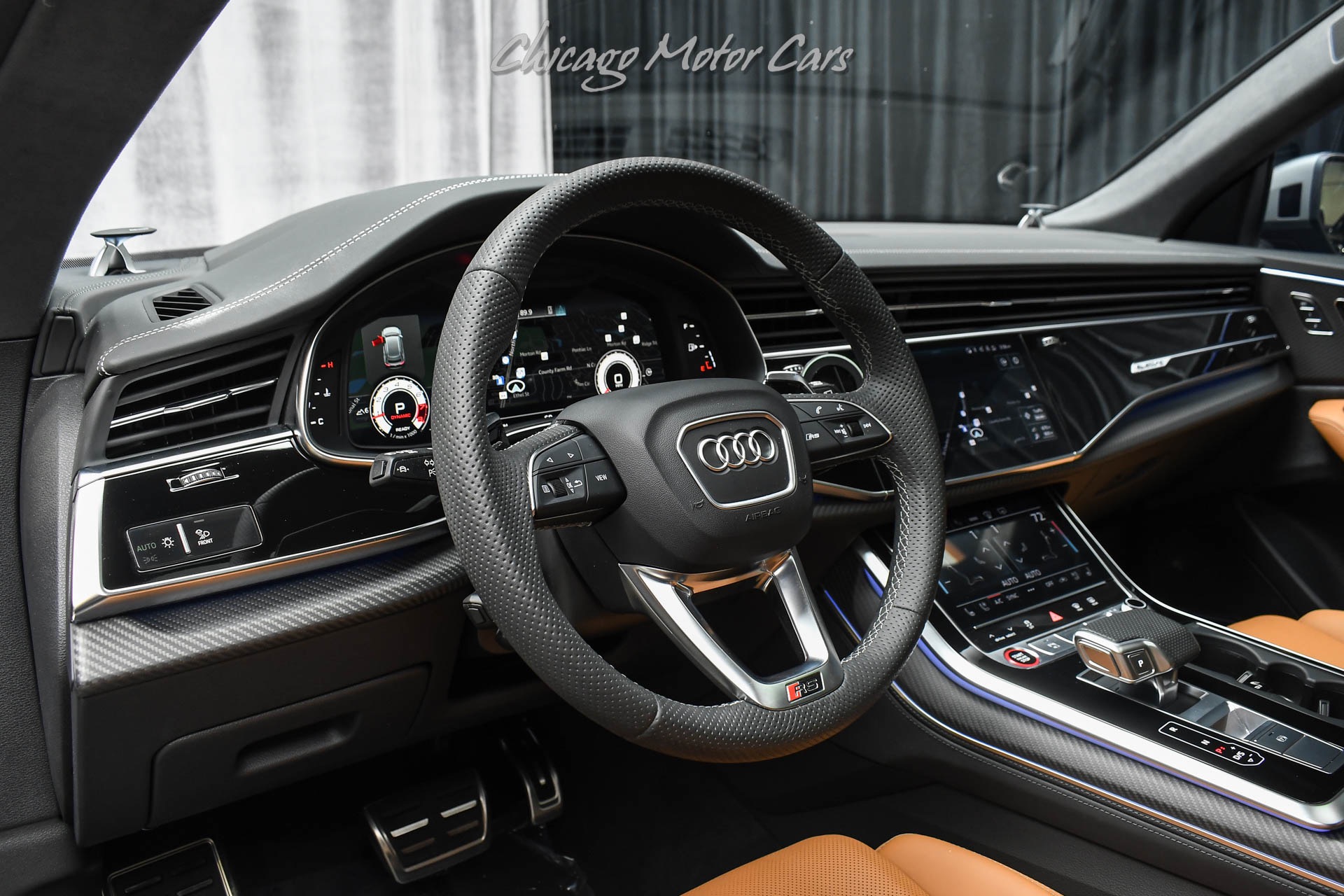 2025 AUDI RS Q8 - Image 8