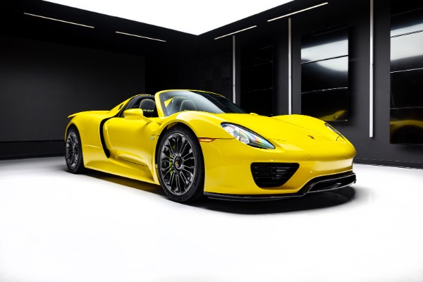 Used 2015 Porsche 918 Spyder for sale Sold at Chicago Motor Cars in West Chicago IL 60185 4