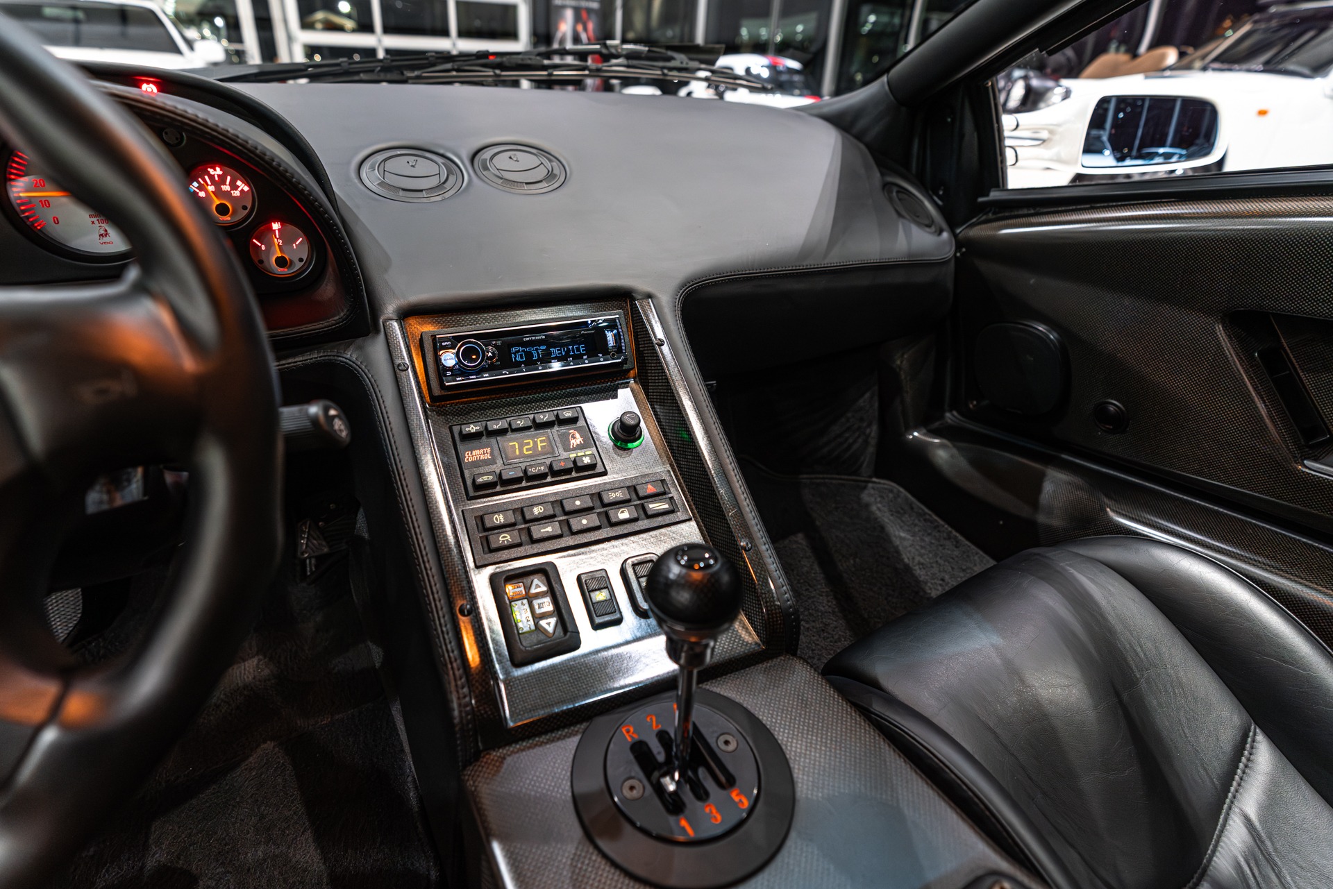 1992 LAMBORGHINI DIABLO - Image 15