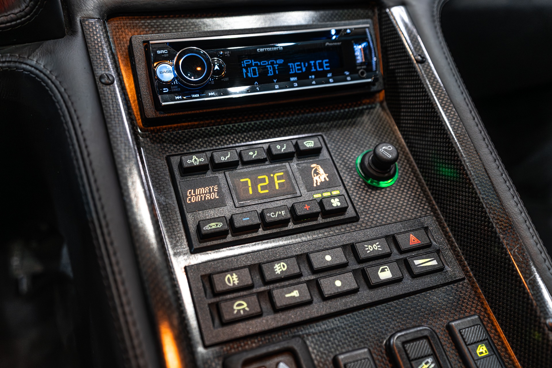 1992 LAMBORGHINI DIABLO - Image 18