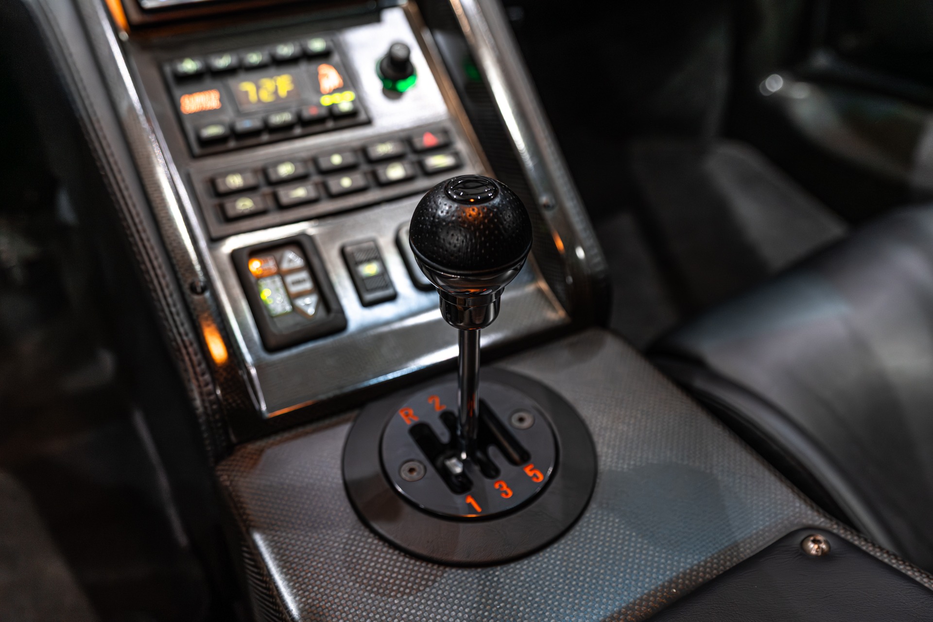 1992 LAMBORGHINI DIABLO - Image 20