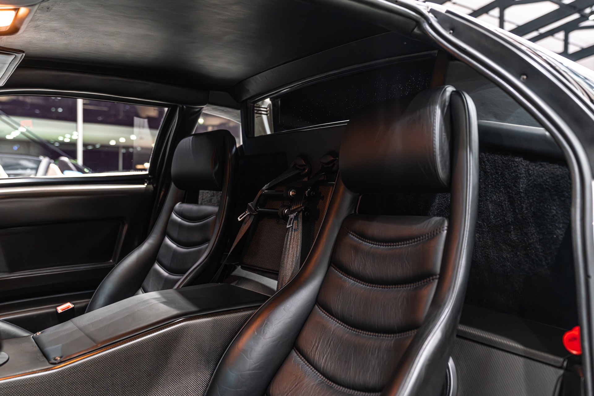 1992 LAMBORGHINI DIABLO - Image 21