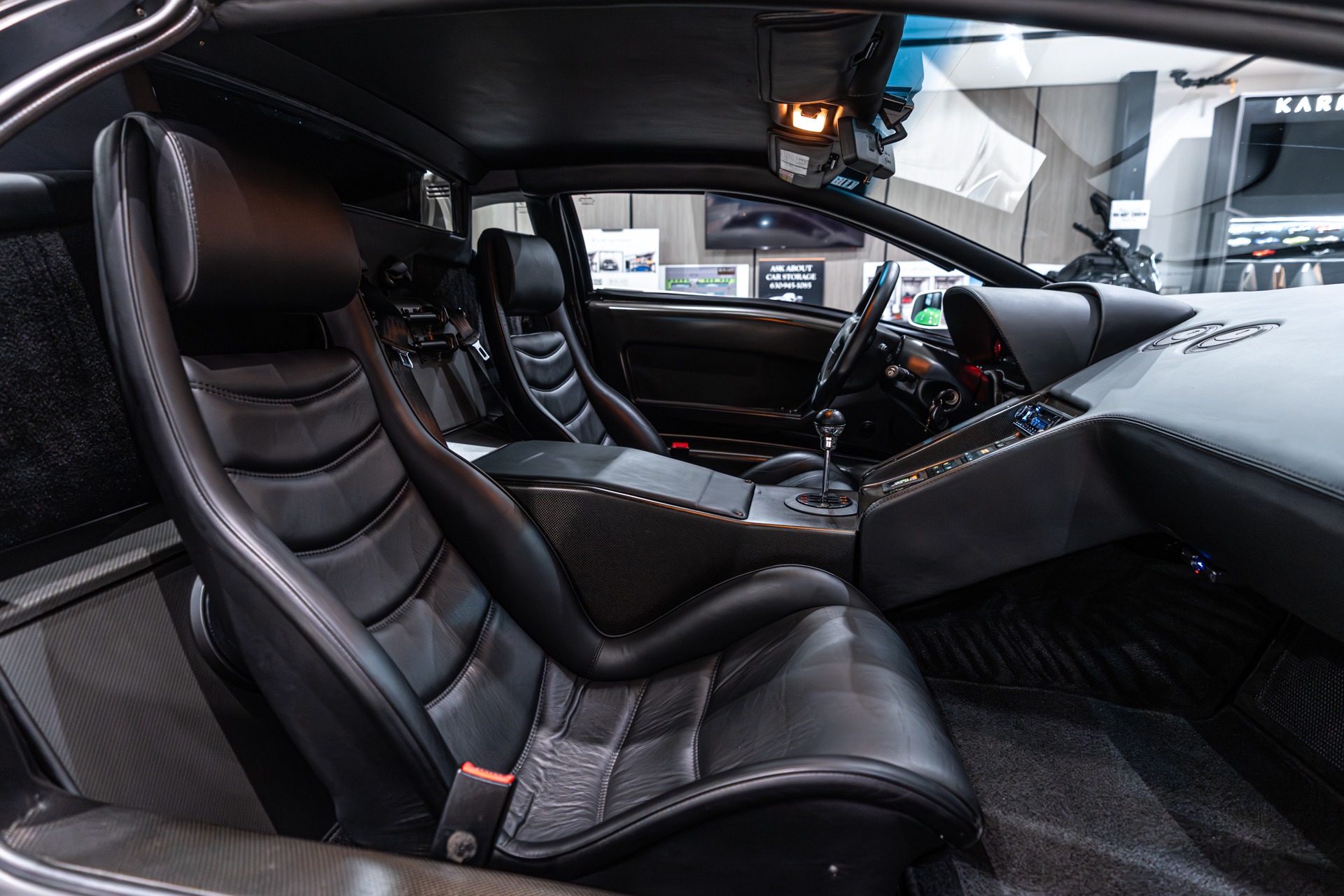 1992 LAMBORGHINI DIABLO - Image 23