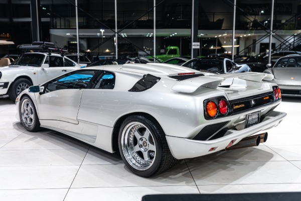 Used 1992 Lamborghini Diablo Coupe SE30/SV Conversion by J-LOC RARE Balloon White Pearl ONLY 2k Miles for sale Call for price at Chicago Motor Cars in West Chicago IL 60185 3