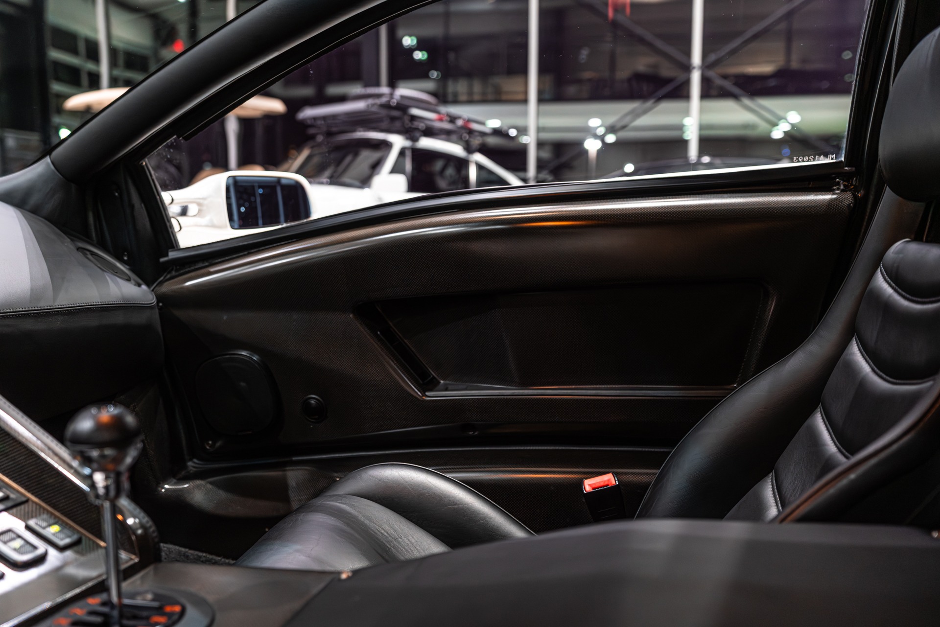 1992 LAMBORGHINI DIABLO - Image 30