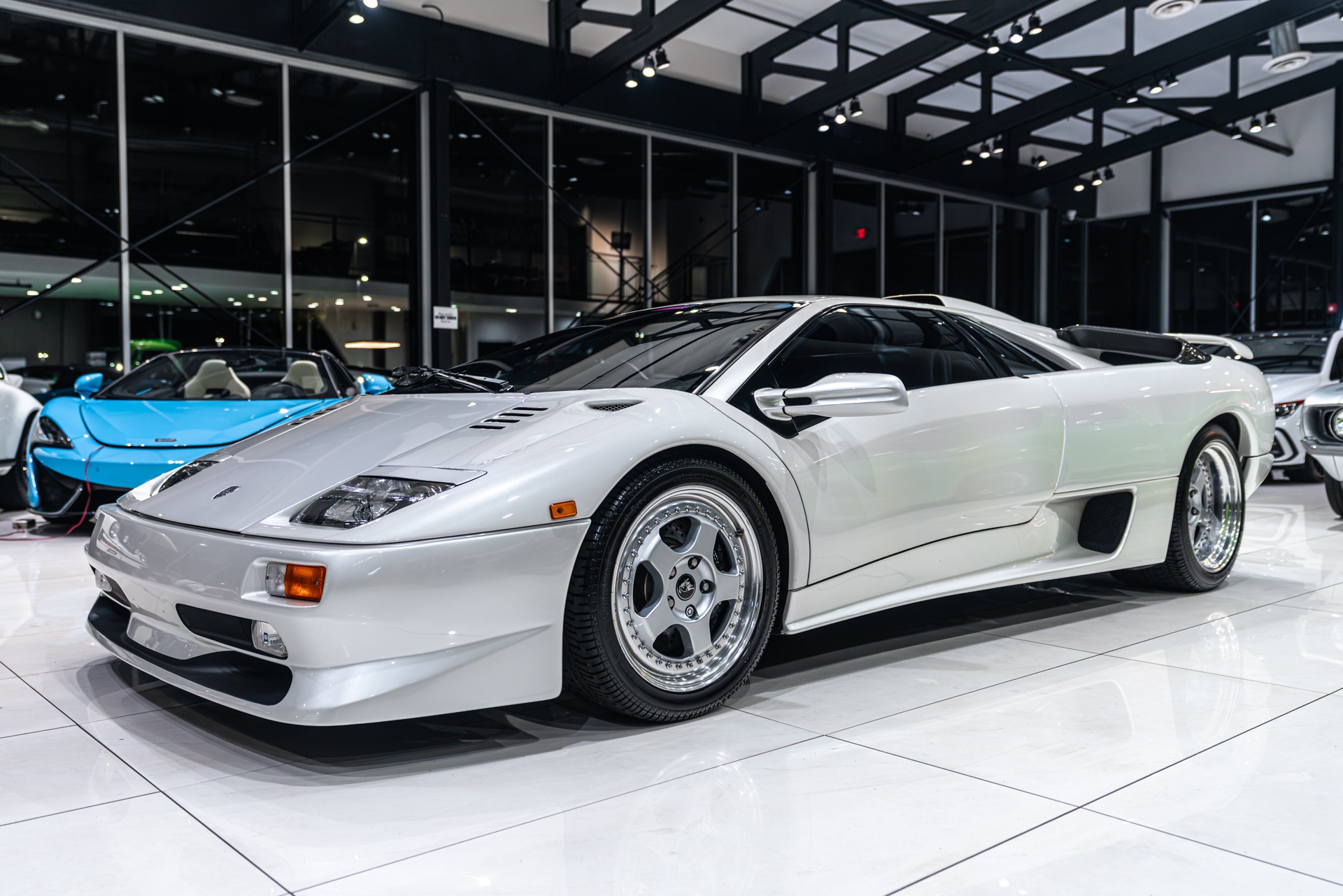 1992 LAMBORGHINI DIABLO - Image 33