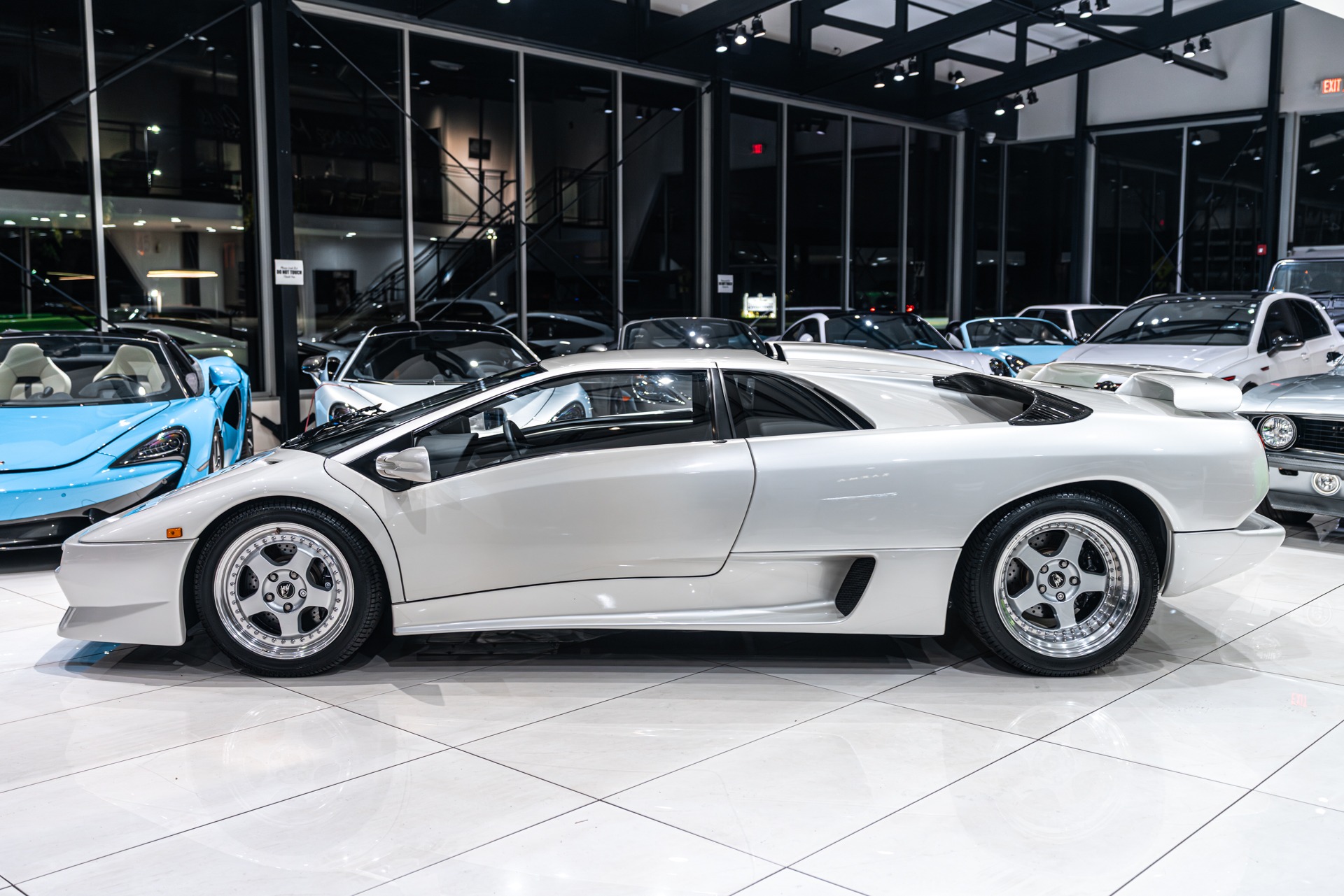1992 LAMBORGHINI DIABLO - Image 36