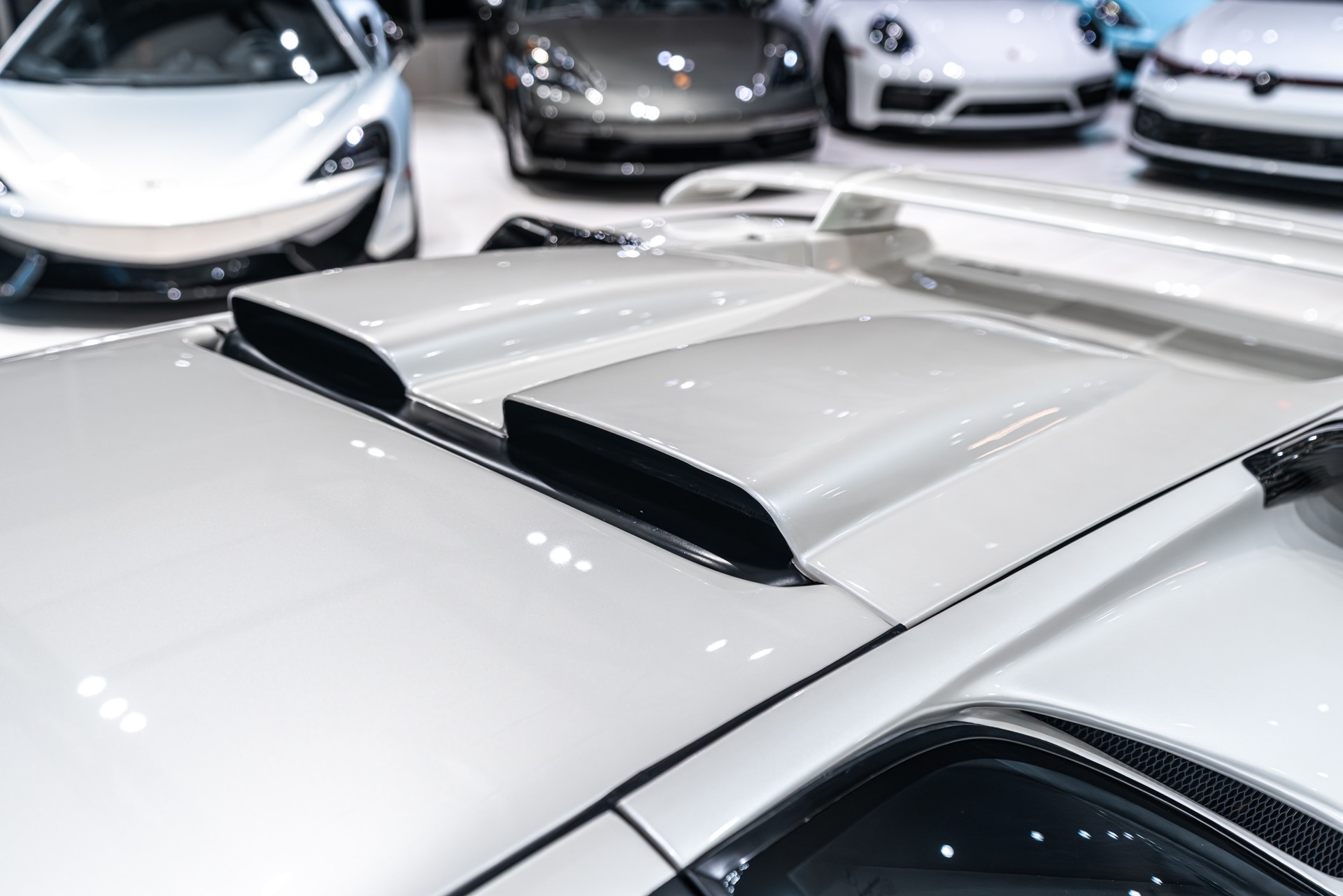 1992 LAMBORGHINI DIABLO - Image 42