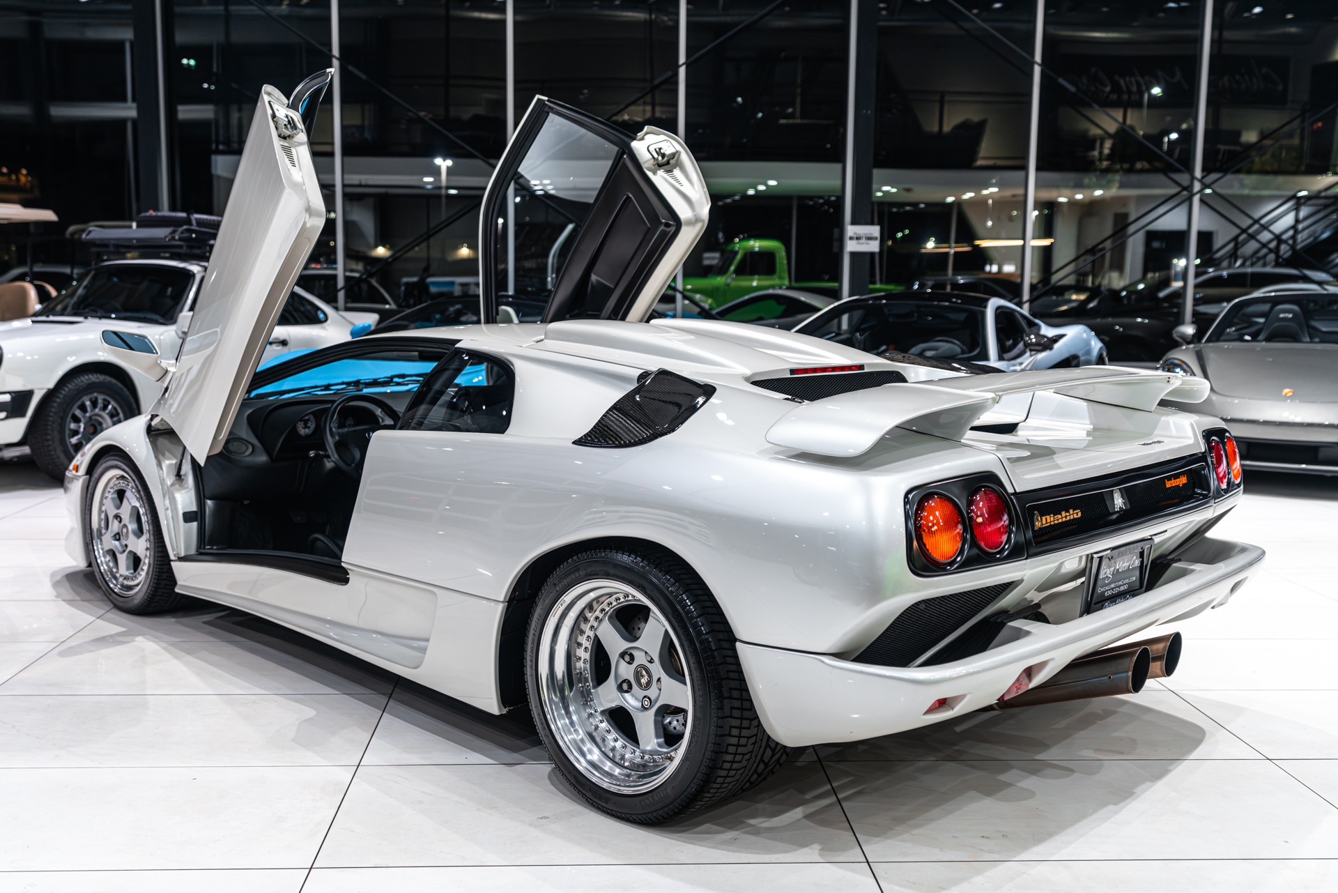 1992 LAMBORGHINI DIABLO - Image 44