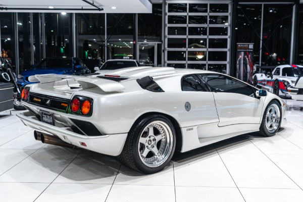 Used 1992 Lamborghini Diablo Coupe SE30/SV Conversion by J-LOC RARE Balloon White Pearl ONLY 1800 Mile for sale Sold at Chicago Motor Cars in West Chicago IL 60185 5
