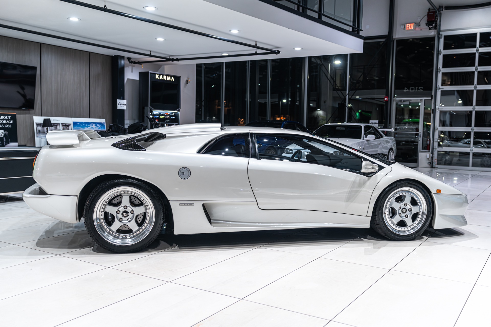 1992 LAMBORGHINI DIABLO - Image 55
